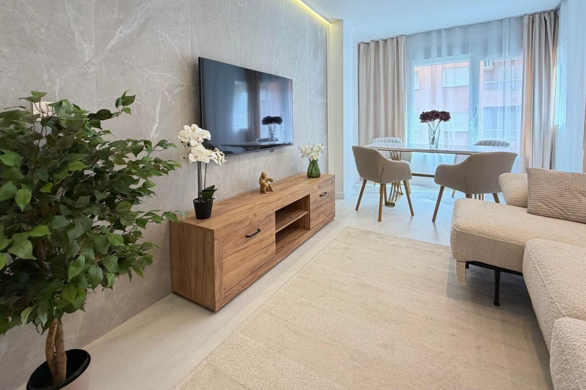 Resale - Apartment / flat - Torrevieja - Playa del Cura