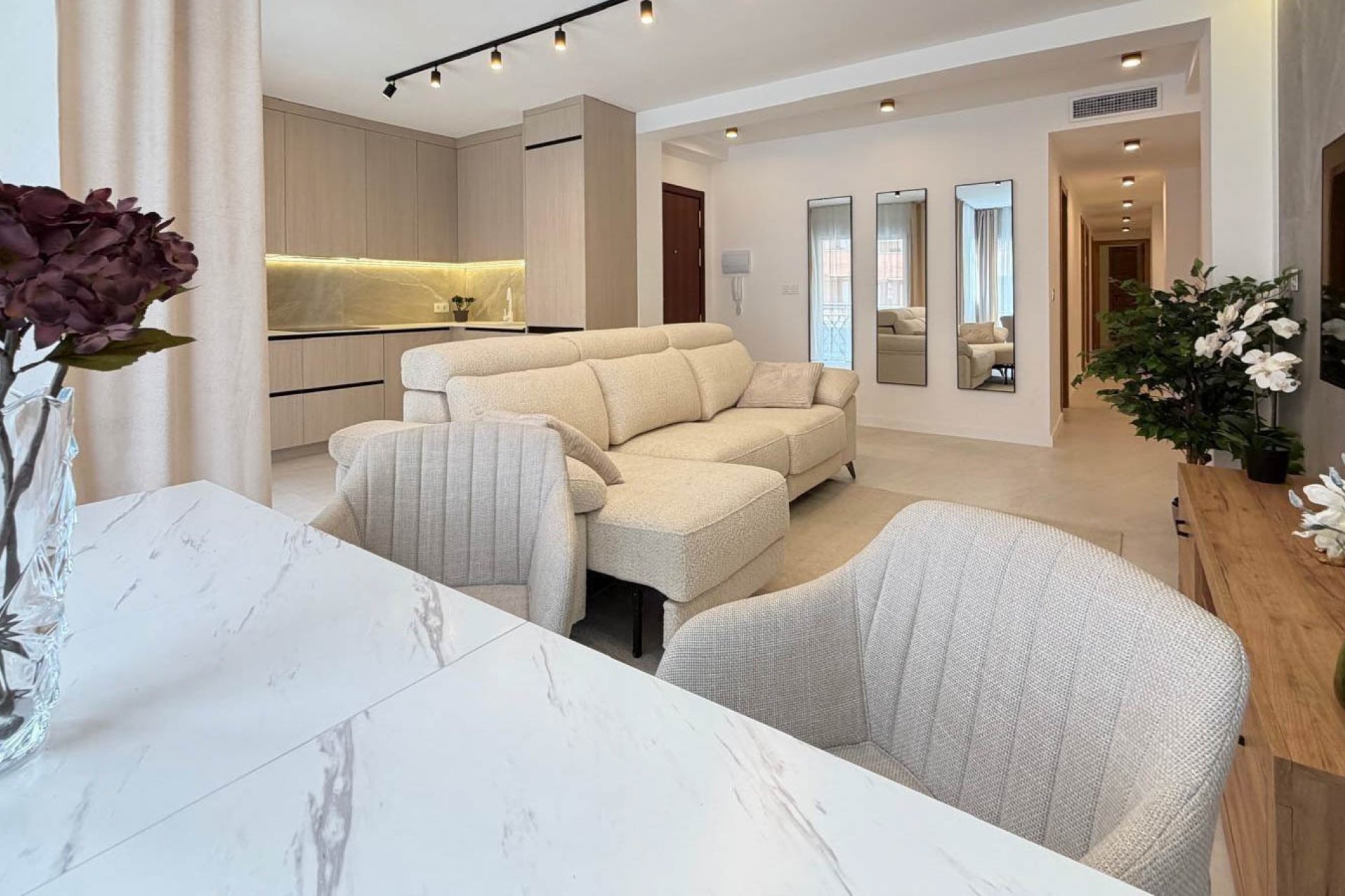 Resale - Apartment / flat - Torrevieja - Playa del Cura