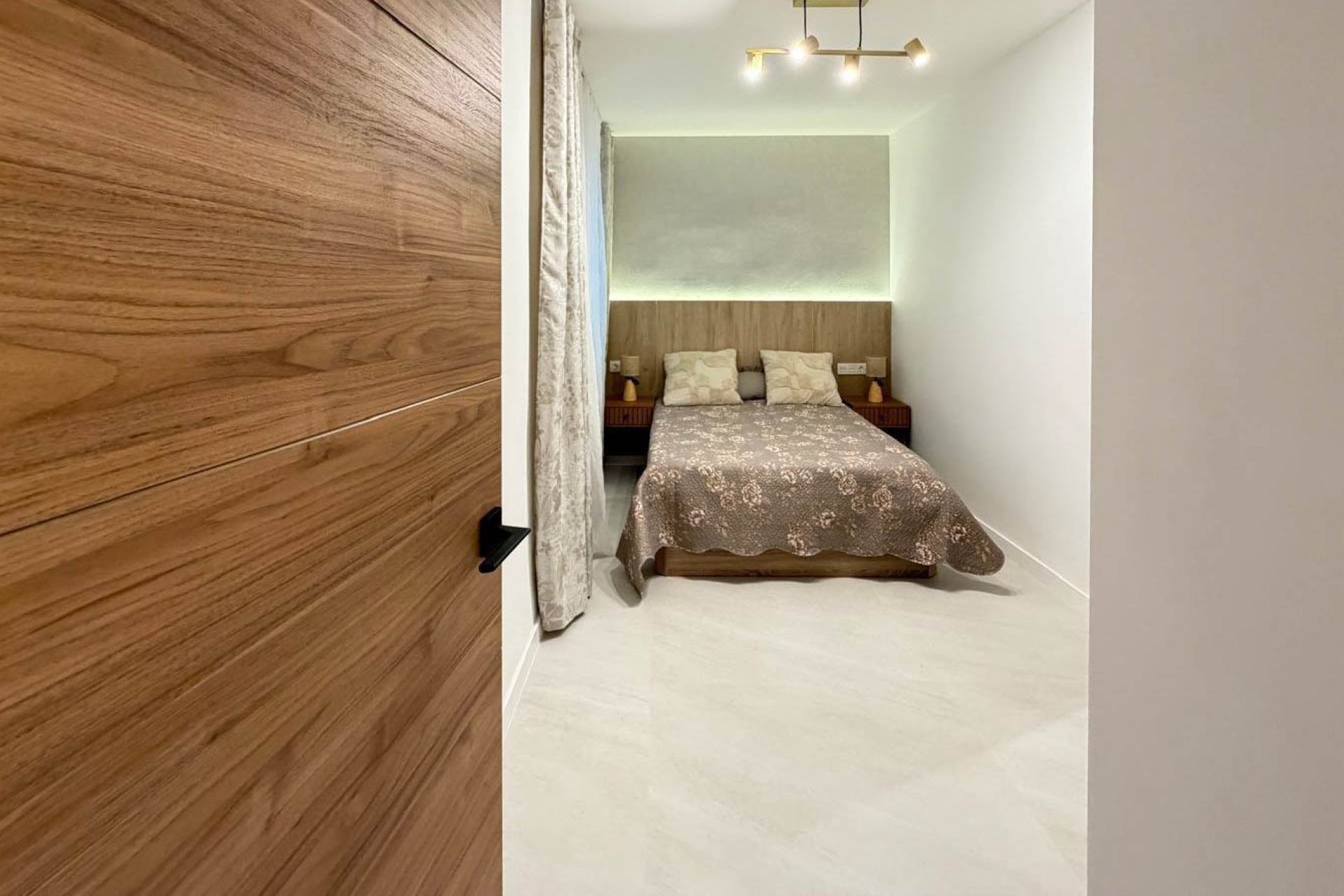 Resale - Apartment / flat - Torrevieja - Playa del Cura