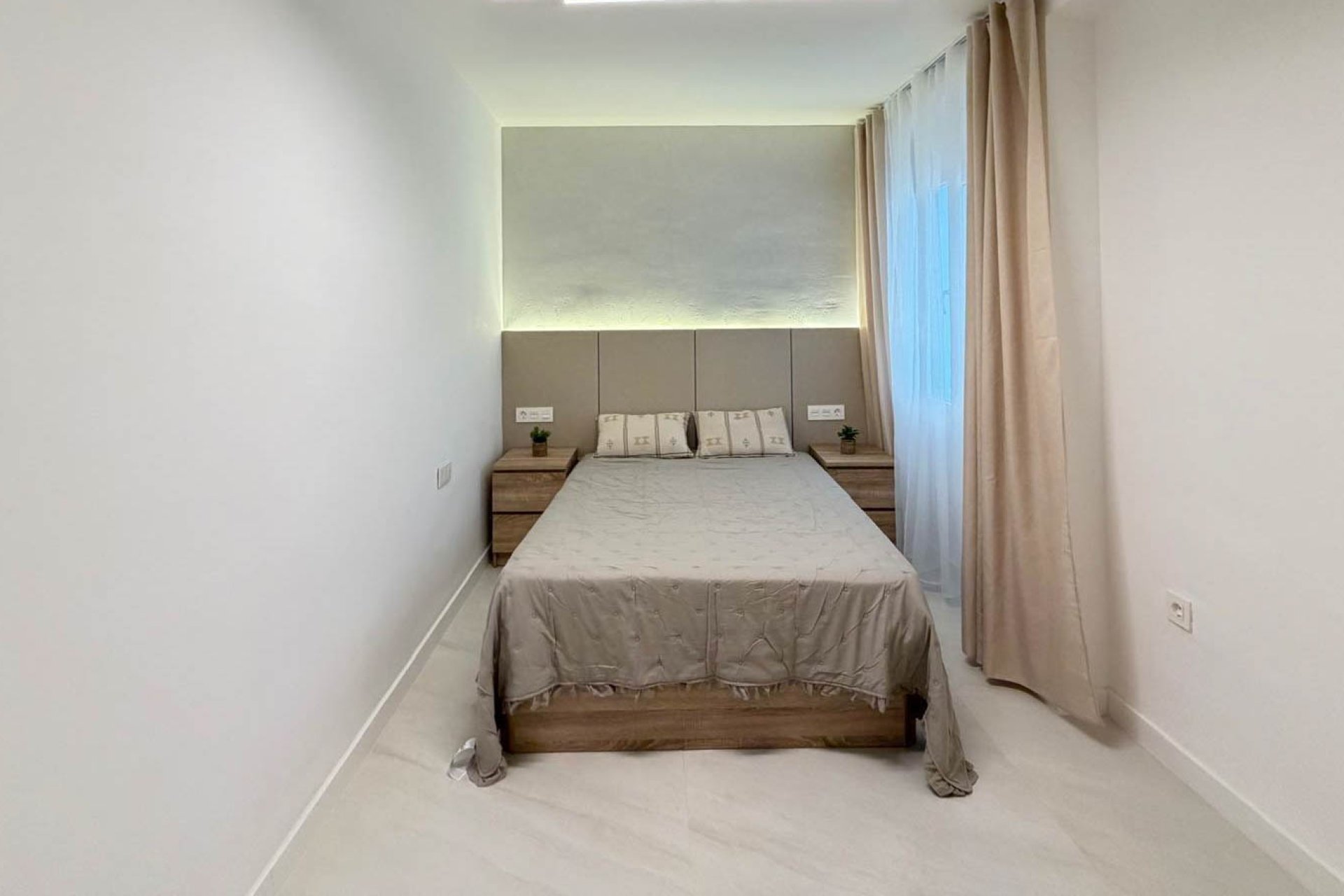 Resale - Apartment / flat - Torrevieja - Playa del Cura