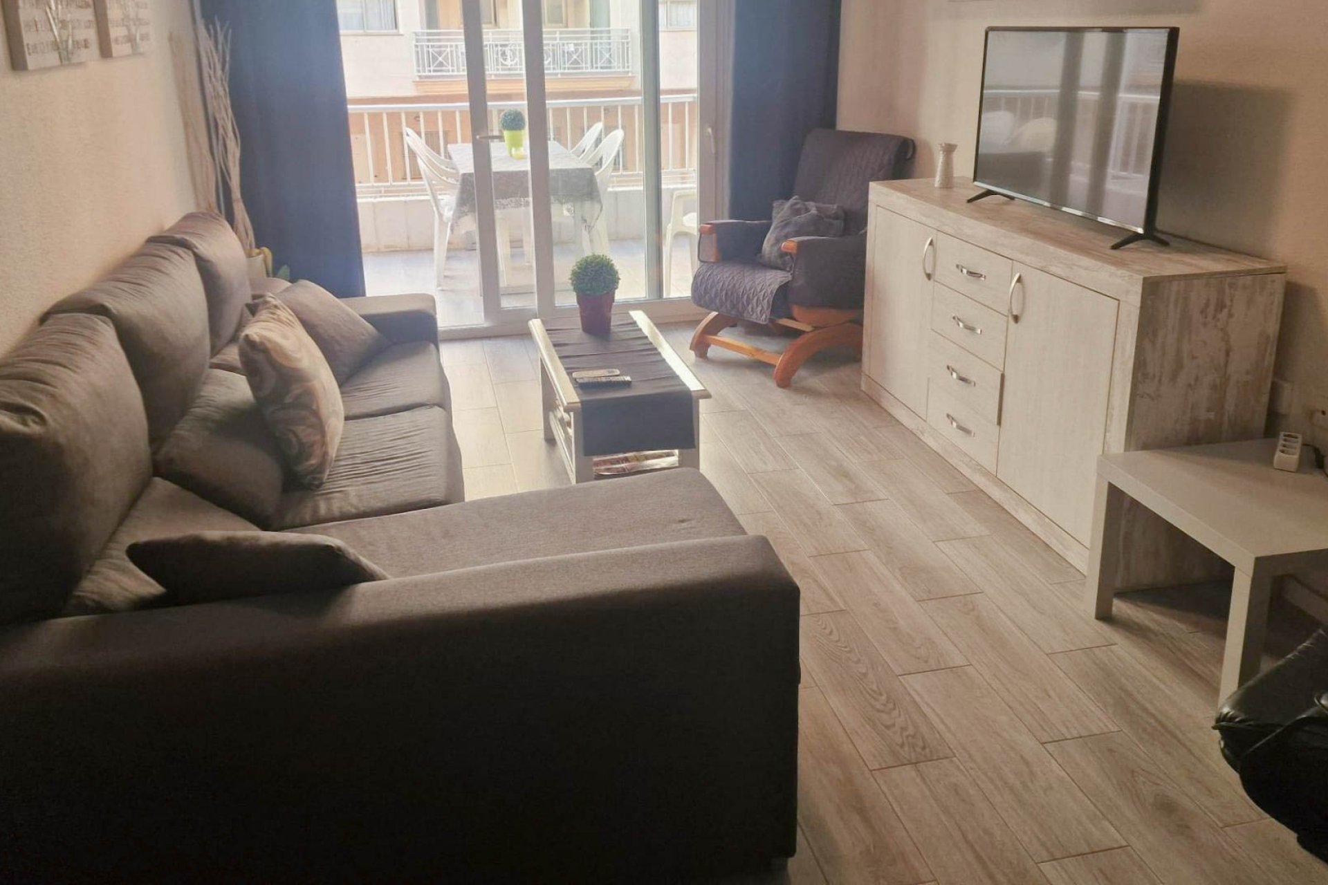Resale - Apartment / flat - Torrevieja - Playa del Cura