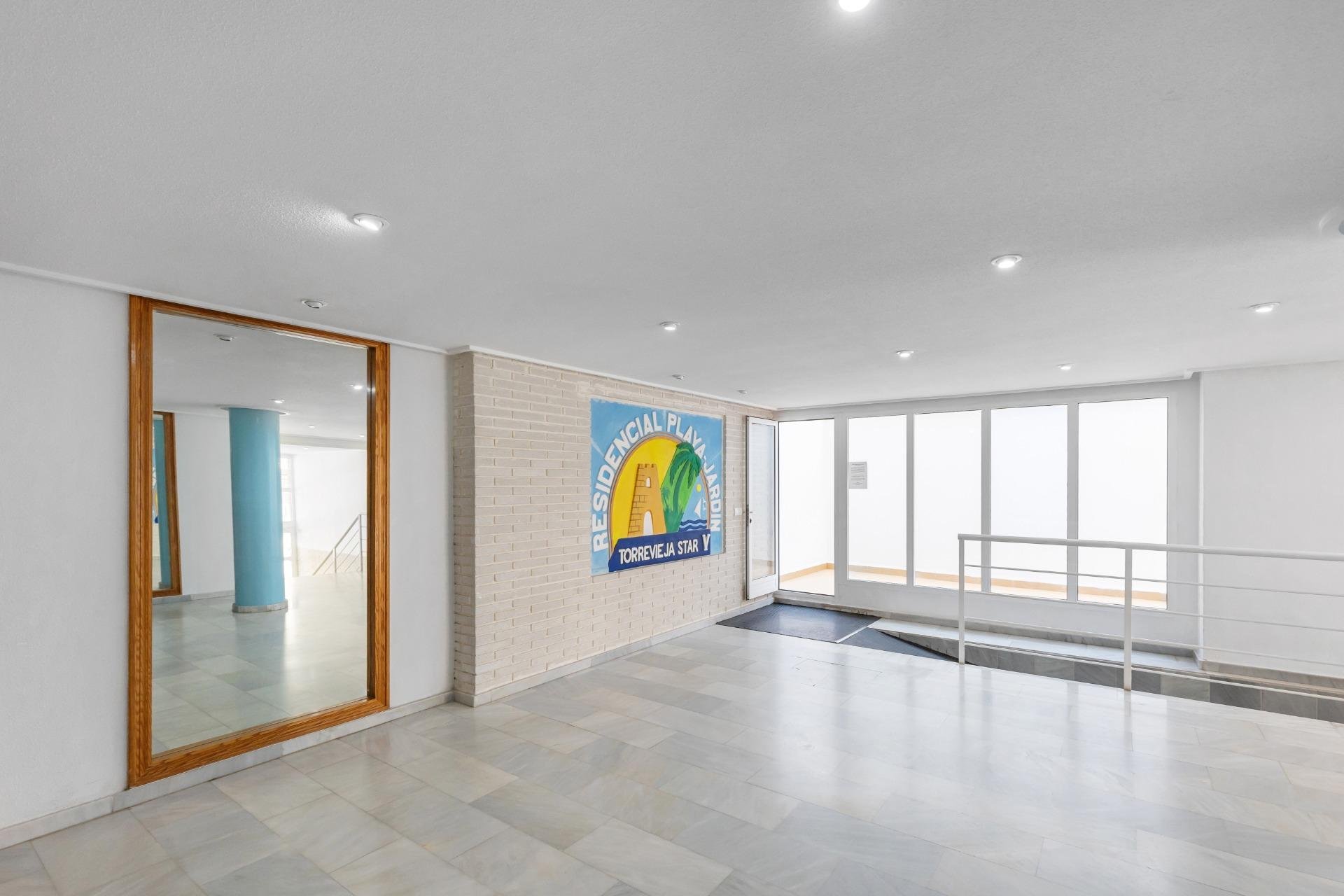 Resale - Apartment / flat - Torrevieja - Playa del Cura