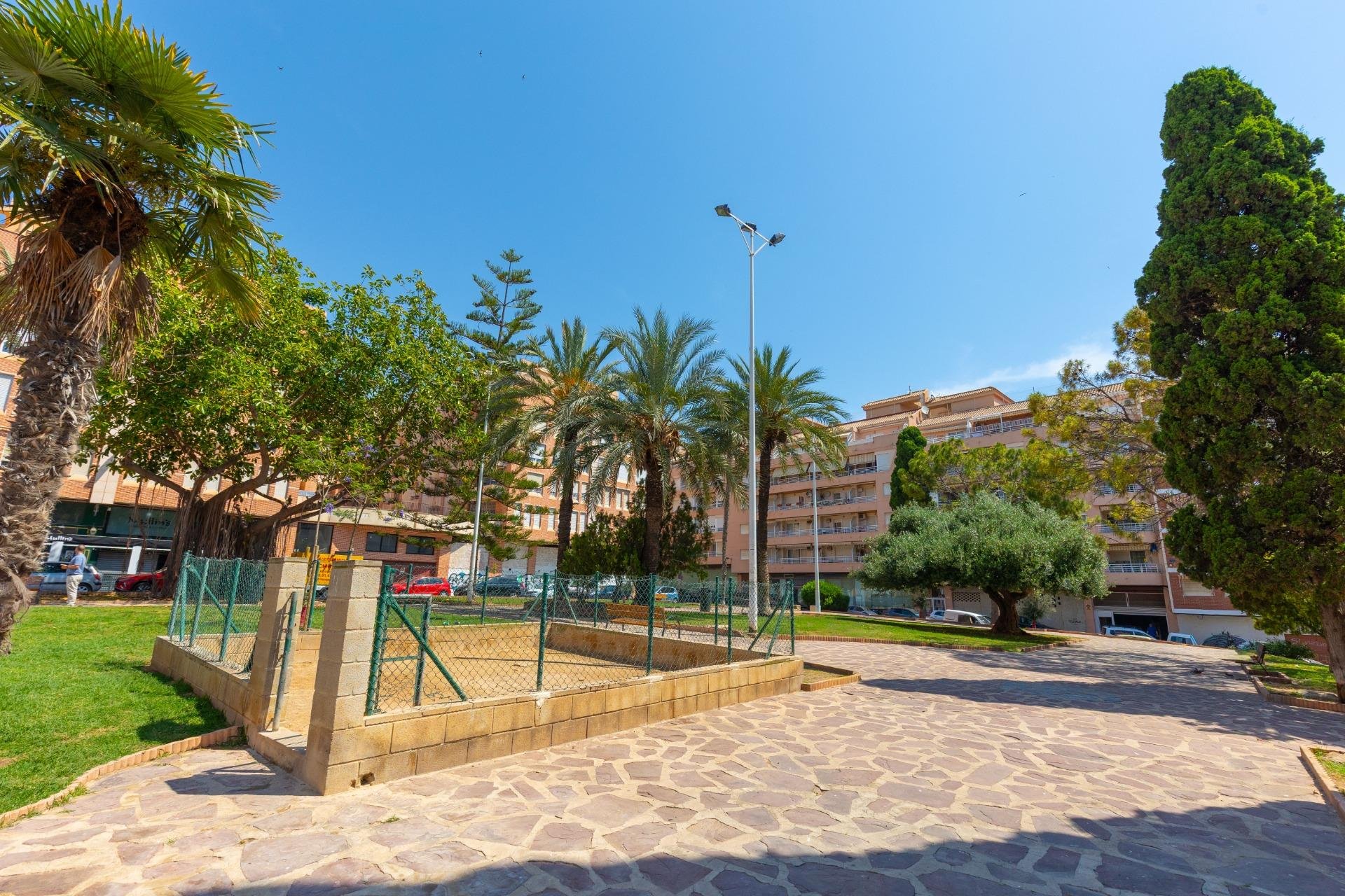 Resale - Apartment / flat - Torrevieja - Playa del Cura