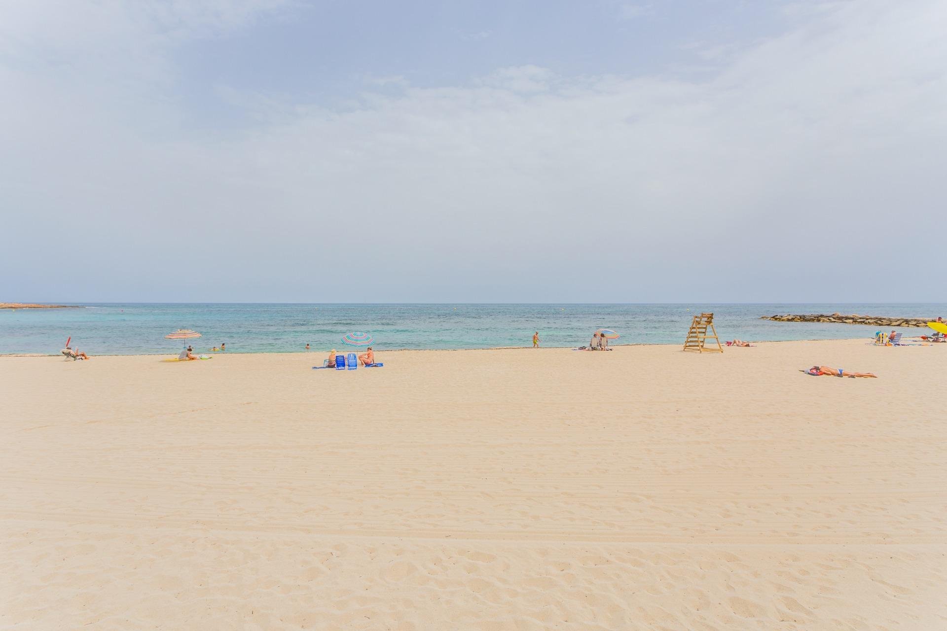 Resale - Apartment / flat - Torrevieja - Playa del Cura
