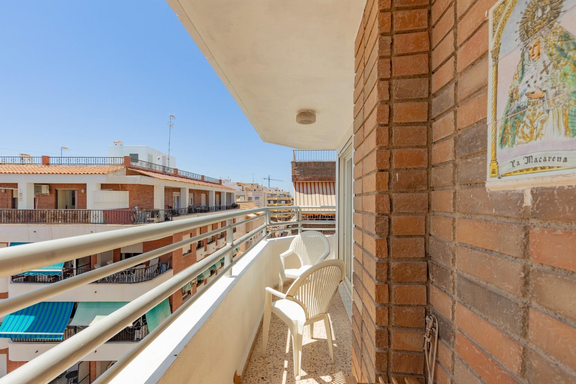 Resale - Apartment / flat - Torrevieja - Playa del cura