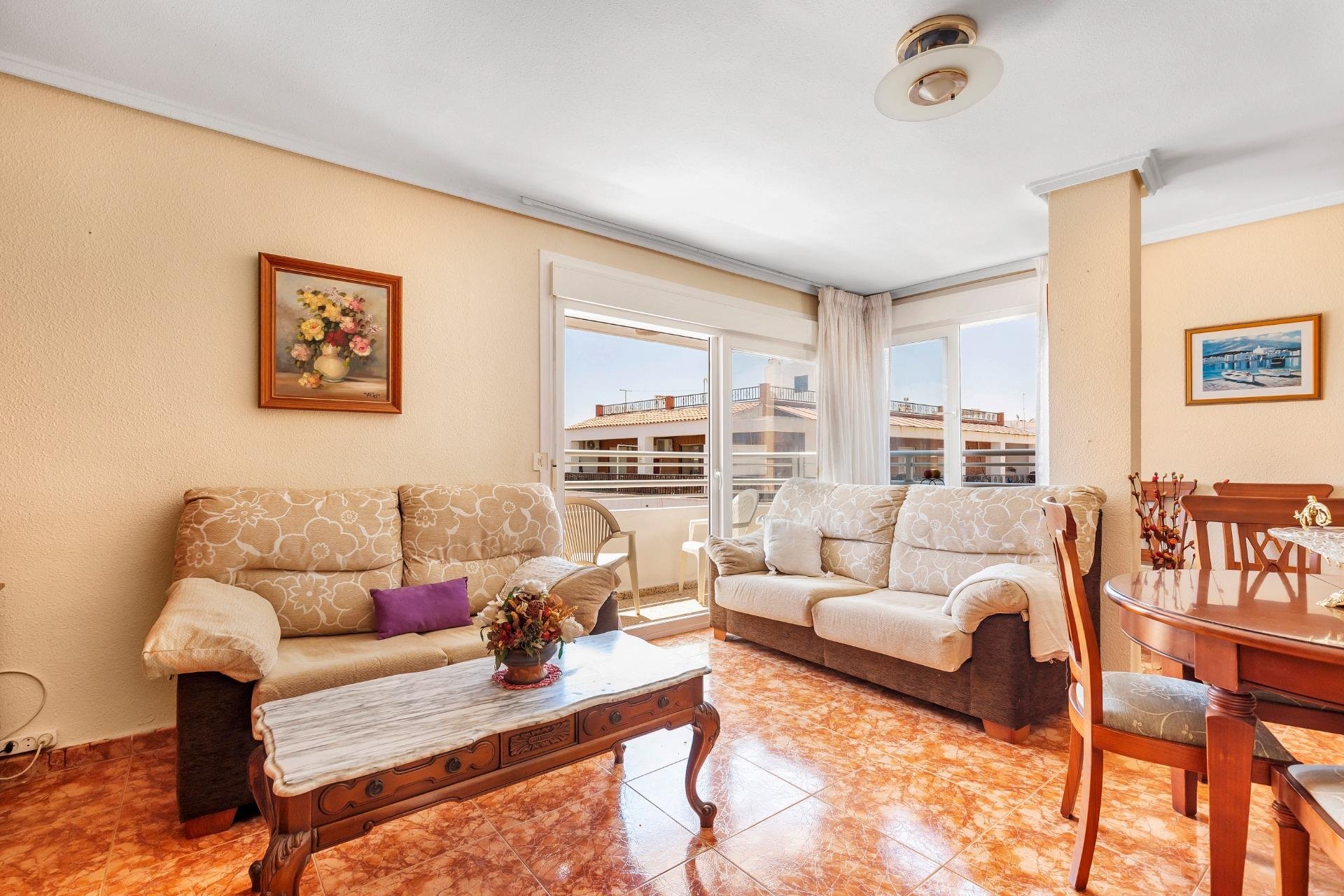Resale - Apartment / flat - Torrevieja - Playa del cura