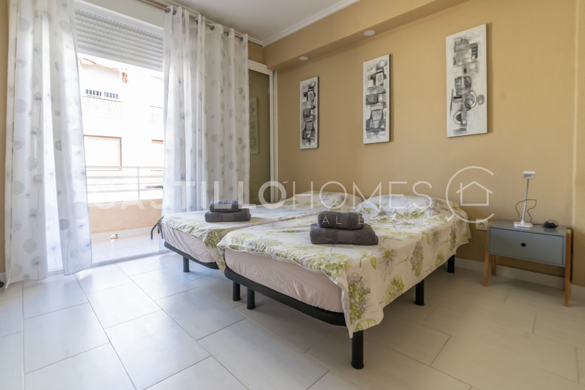 Resale - Apartment / flat - Torrevieja - Playa del Cura
