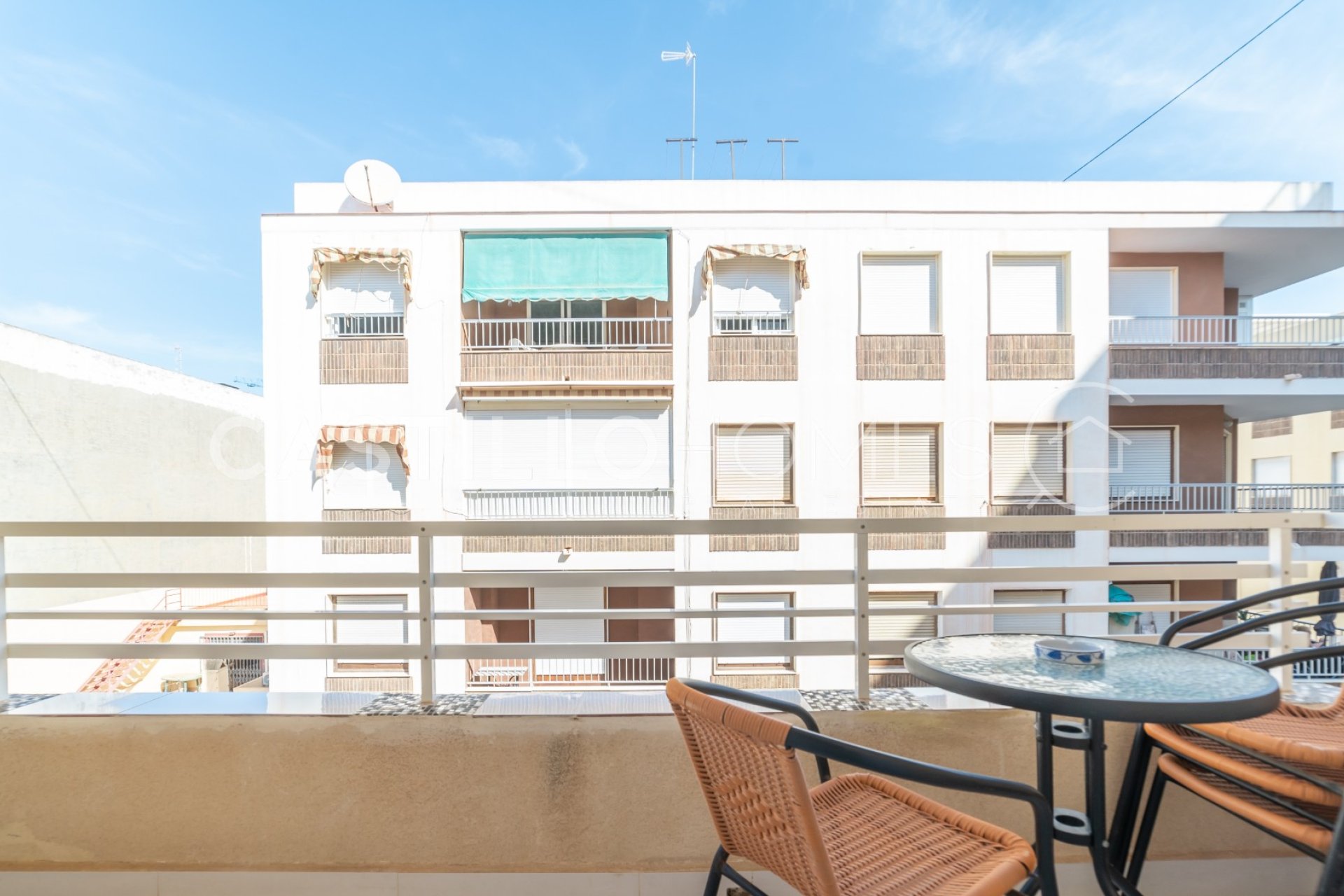 Resale - Apartment / flat - Torrevieja - Playa del Cura
