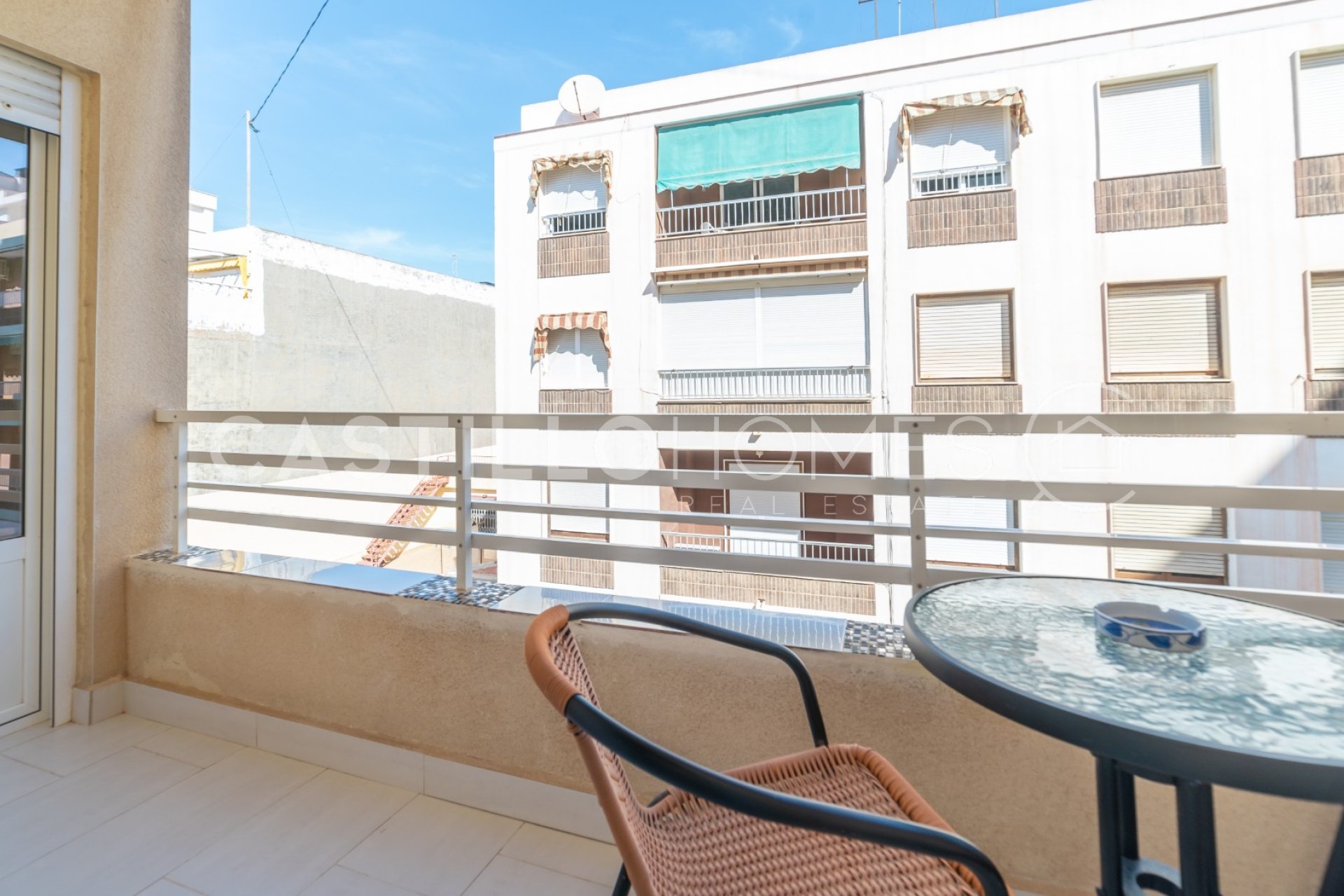 Resale - Apartment / flat - Torrevieja - Playa del Cura