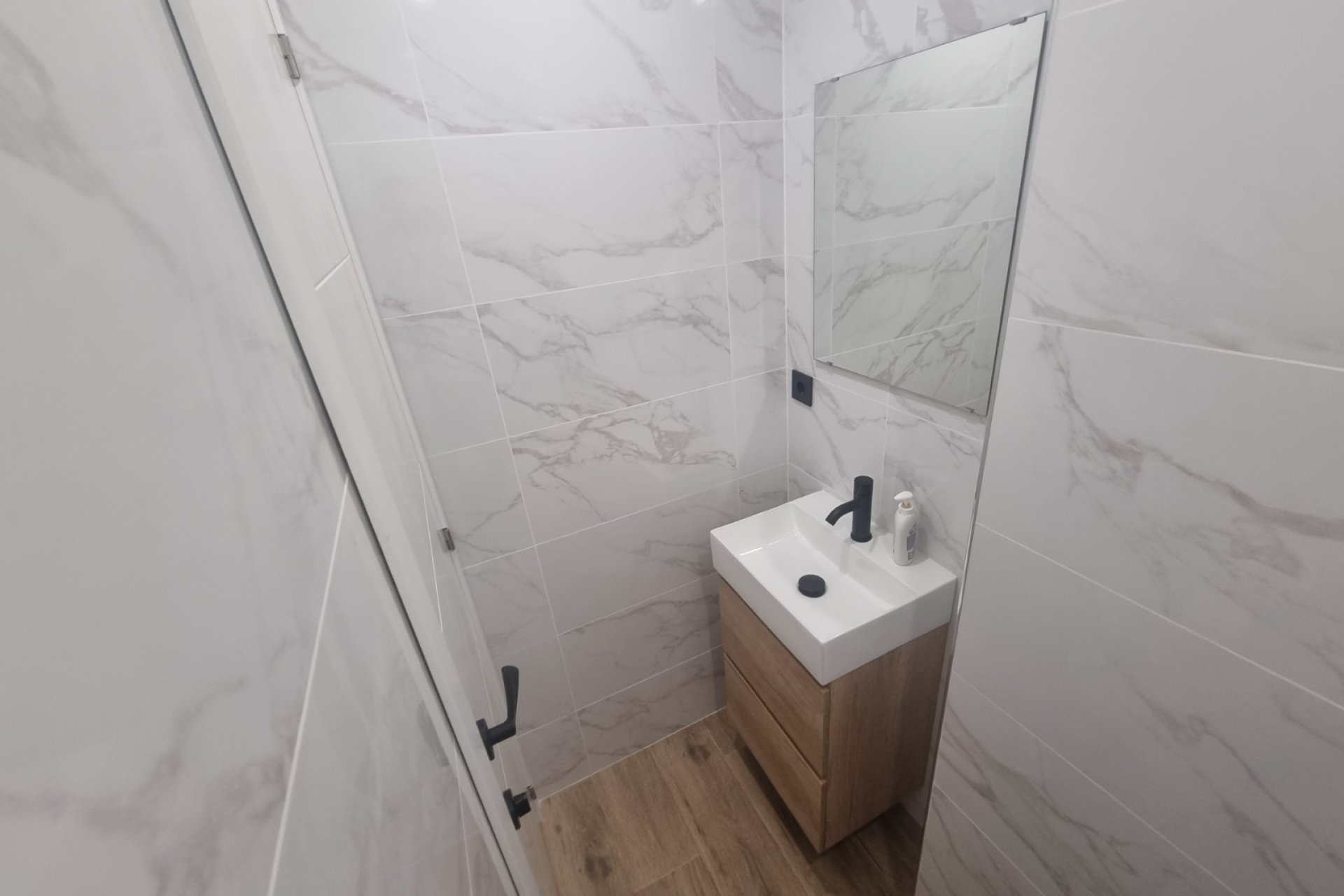 Resale - Apartment / flat - Torrevieja - Playa del cura