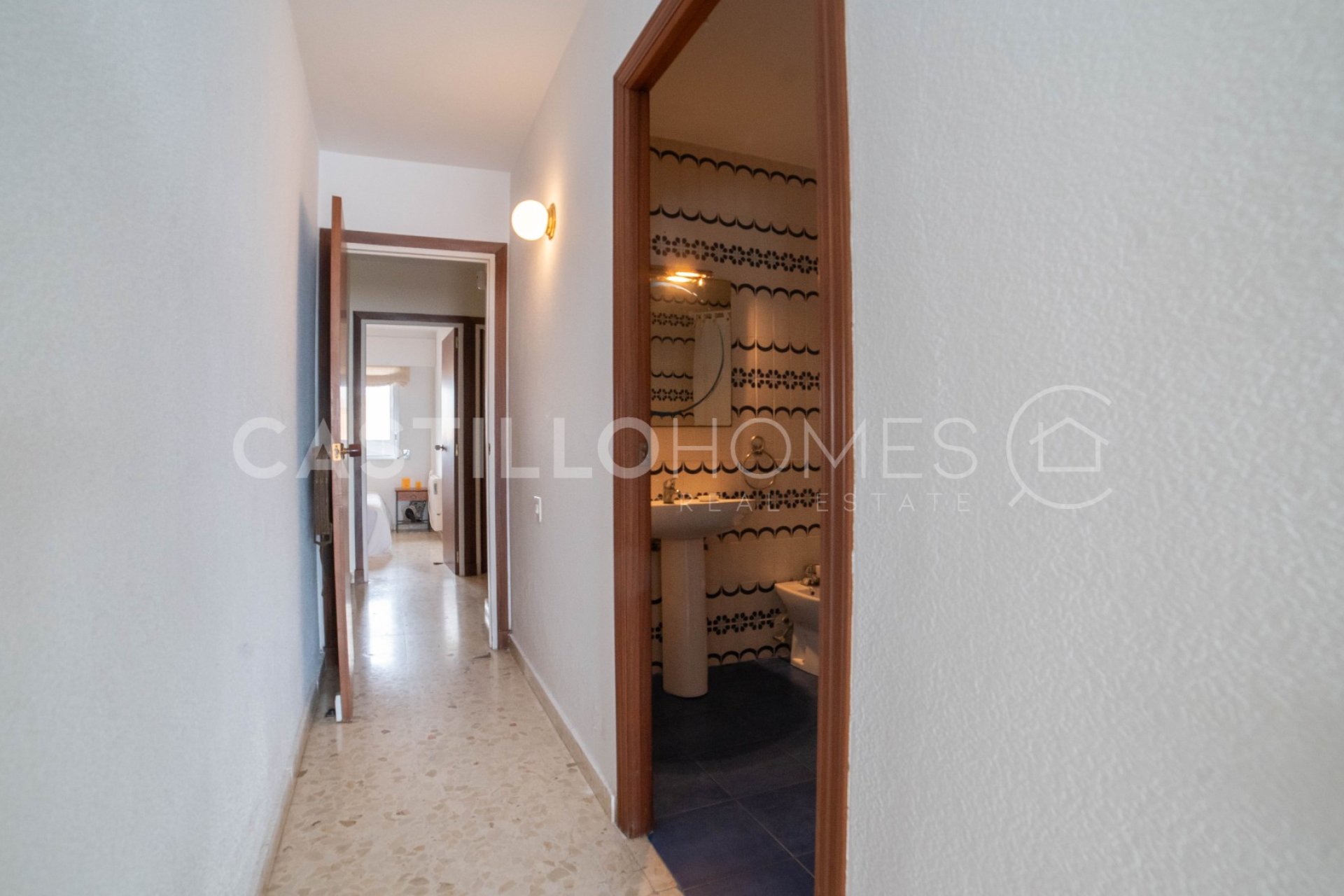 Resale - Apartment / flat - Torrevieja - Playa del Cura
