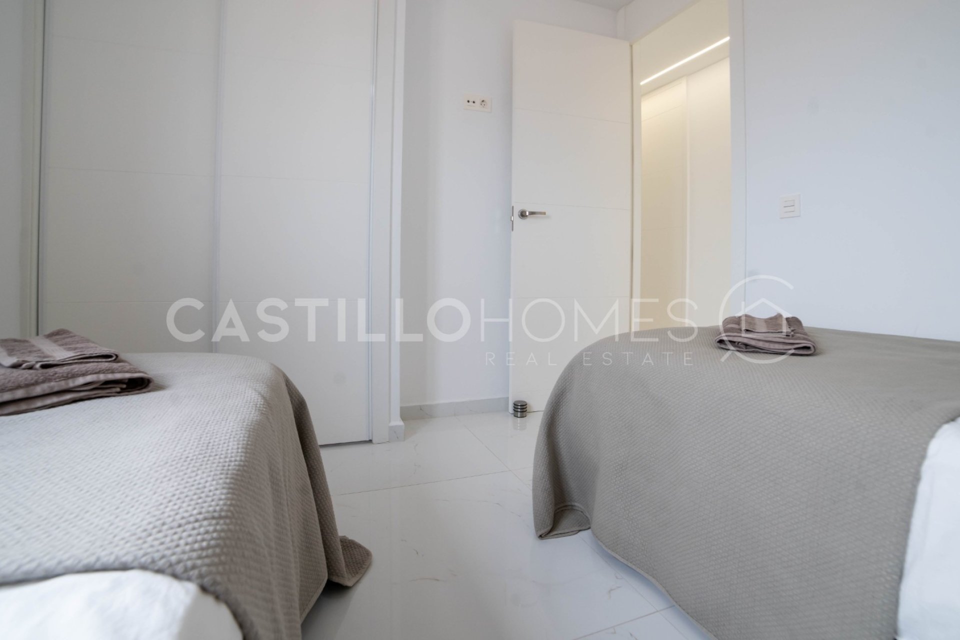 Resale - Apartment / flat - Torrevieja - Playa del Cura