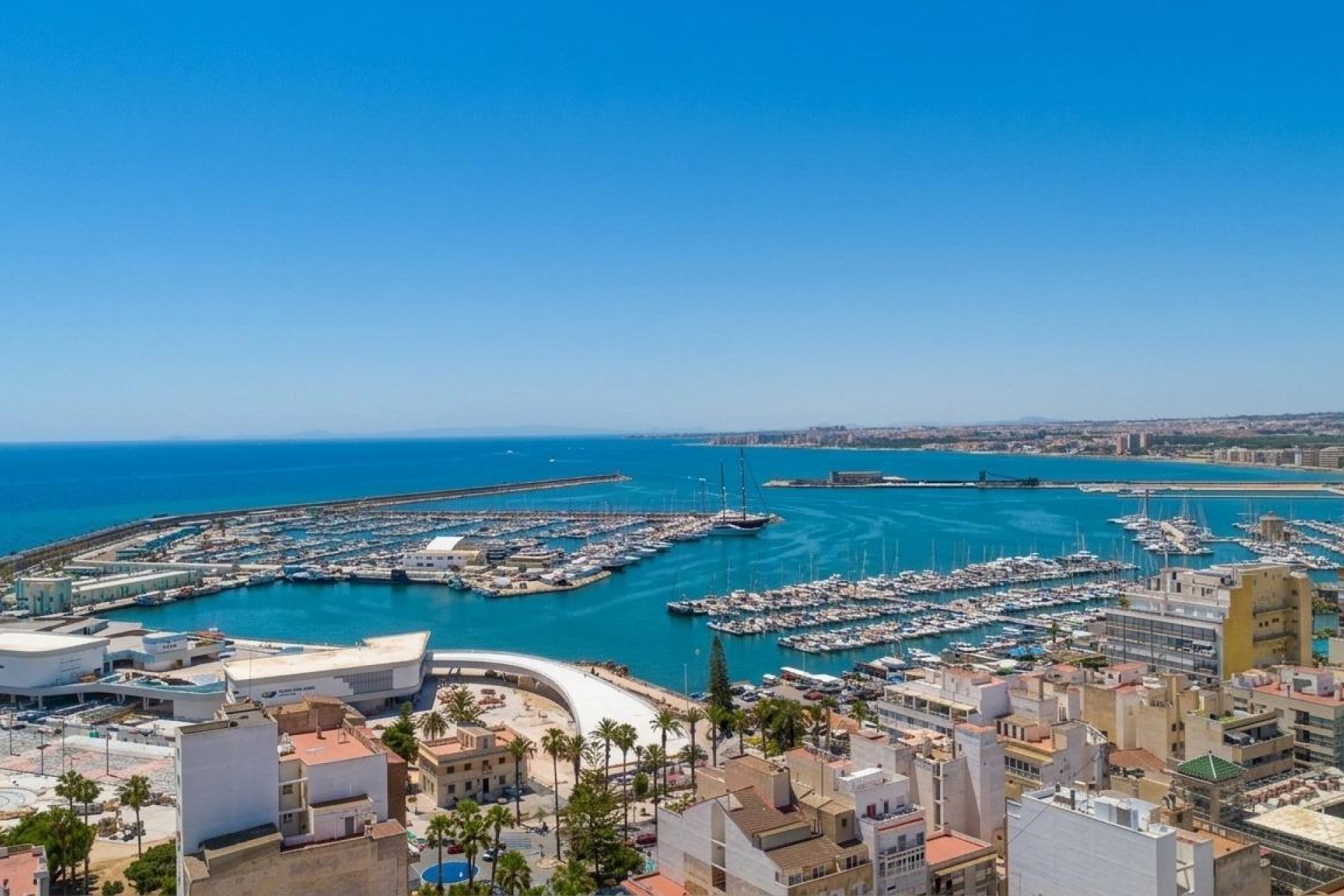 Resale - Apartment / flat - Torrevieja - Puerto Deportivo
