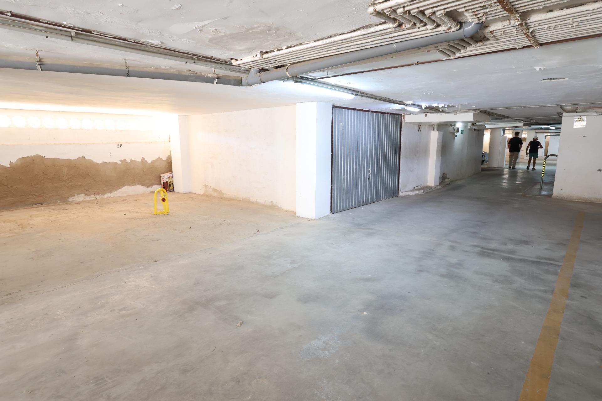 Resale - Apartment / flat - Torrevieja - Punta prima