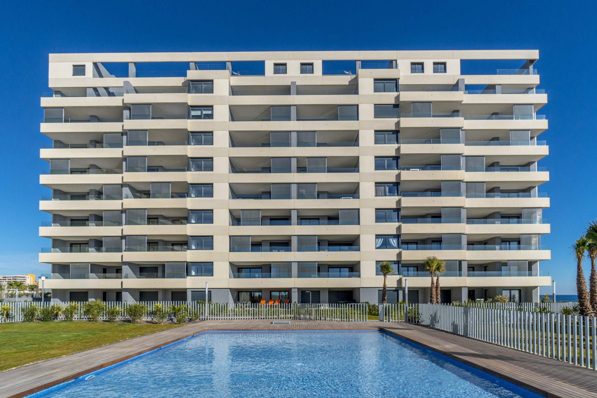 Resale - Apartment / flat - Torrevieja - Punta Prima