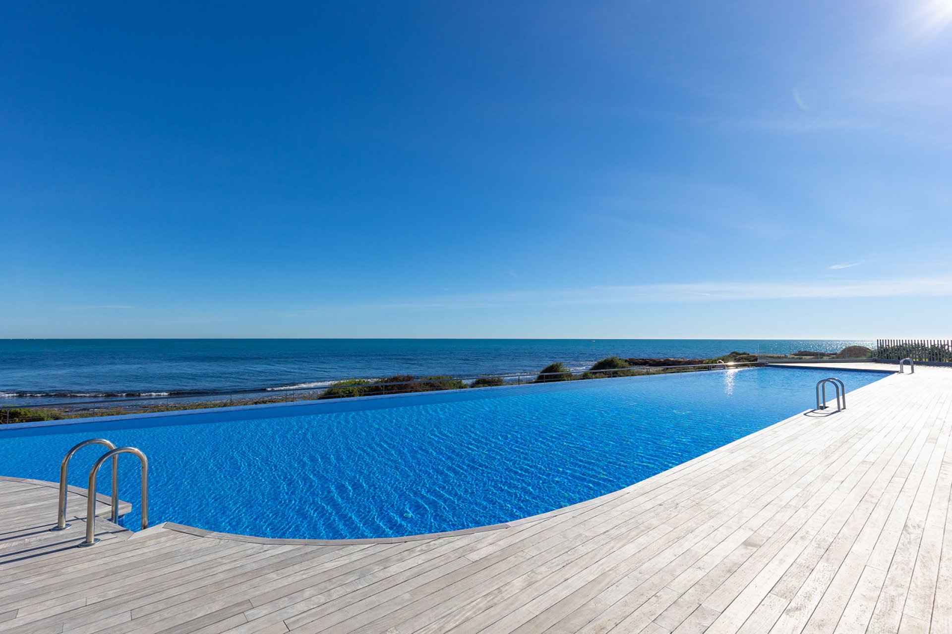 Resale - Apartment / flat - Torrevieja - Punta Prima