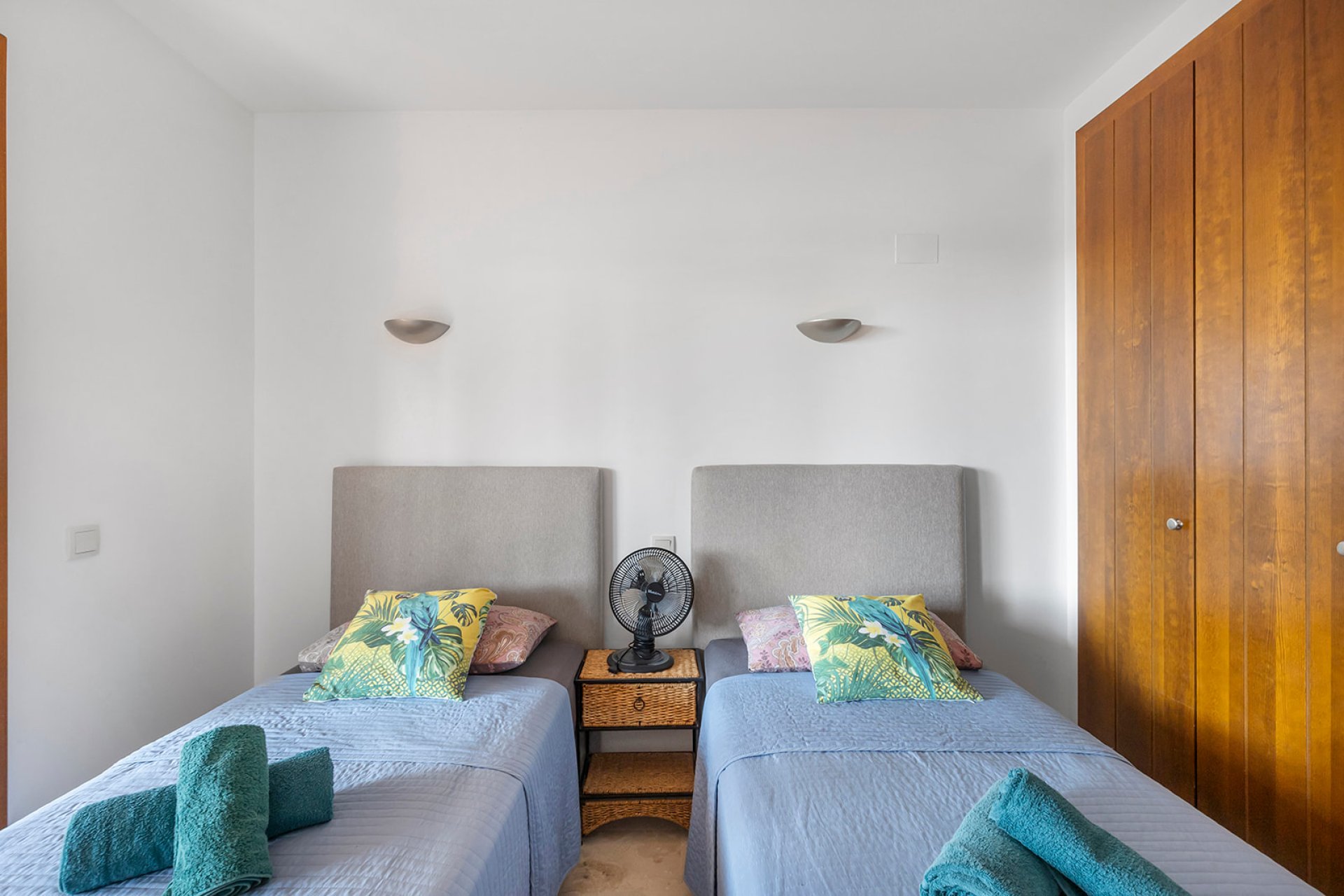 Resale - Apartment / flat - Torrevieja - Punta Prima