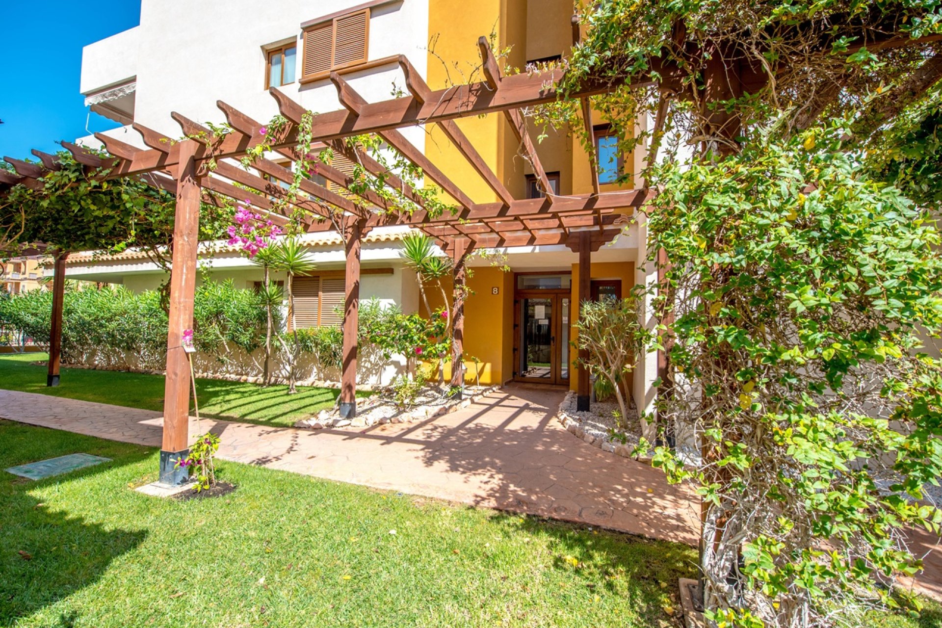 Resale - Apartment / flat - Torrevieja - Punta Prima