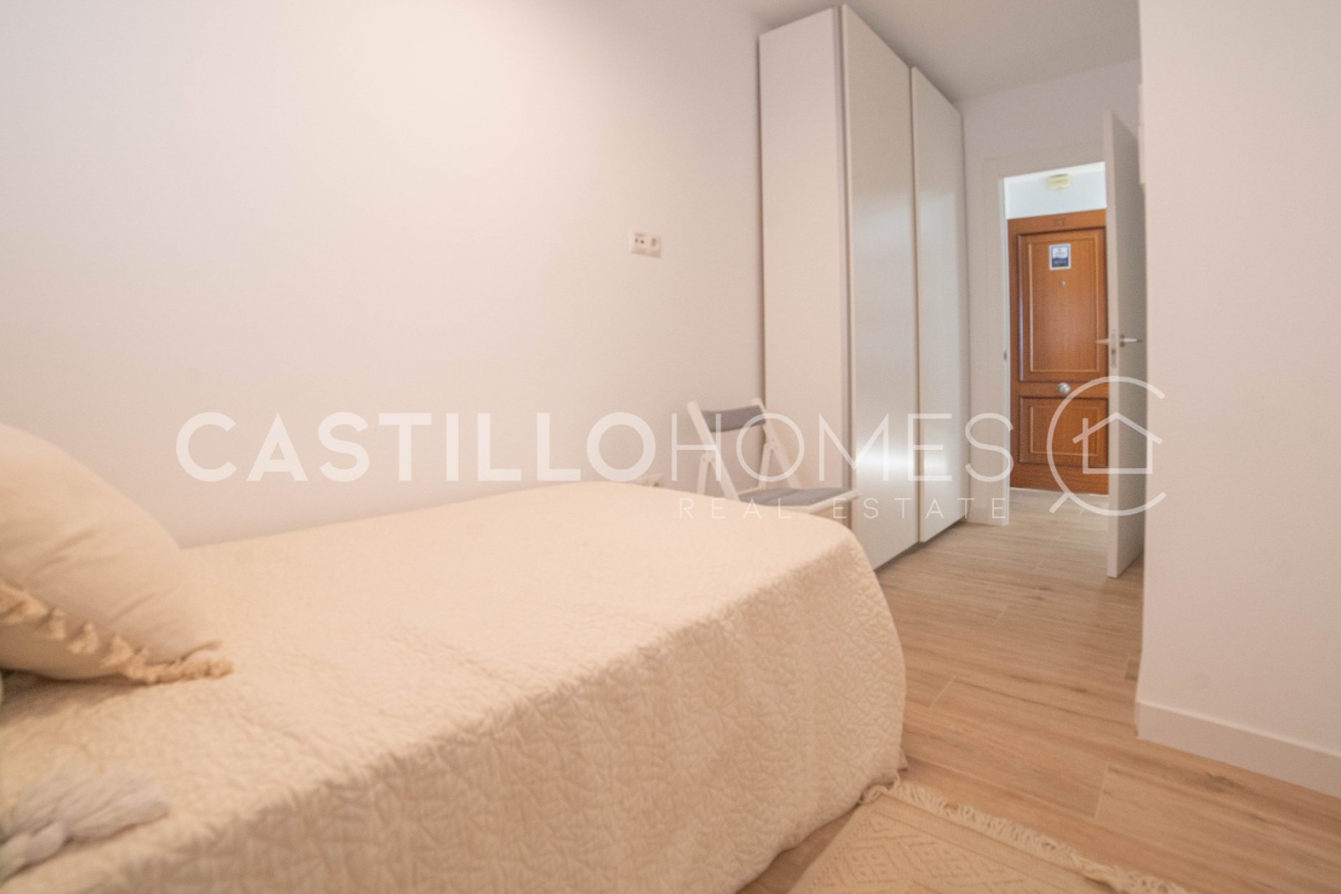 Resale - Apartment / flat - Torrevieja - Punta Prima