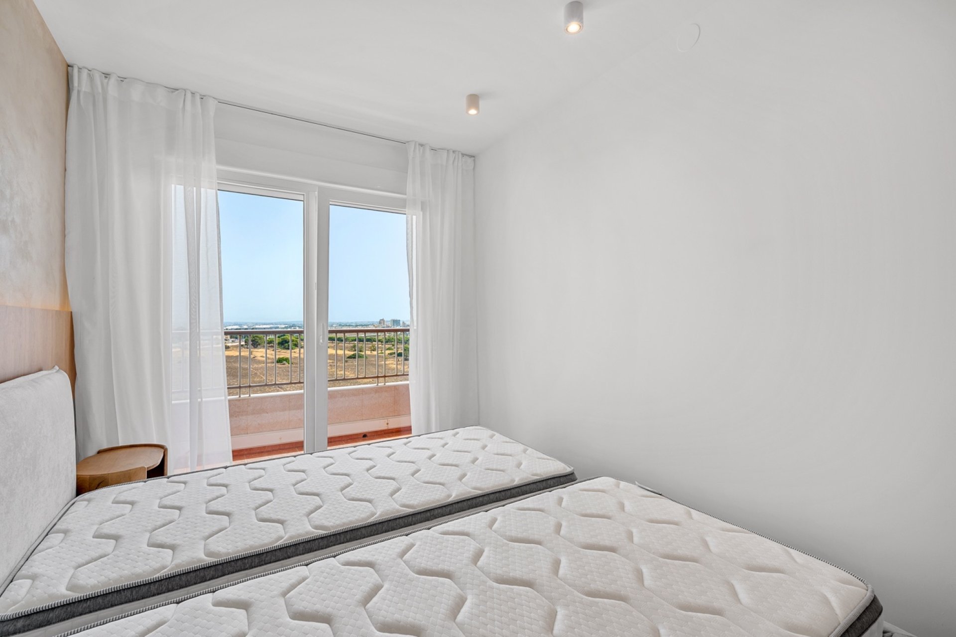 Resale - Apartment / flat - Torrevieja - Punta Prima