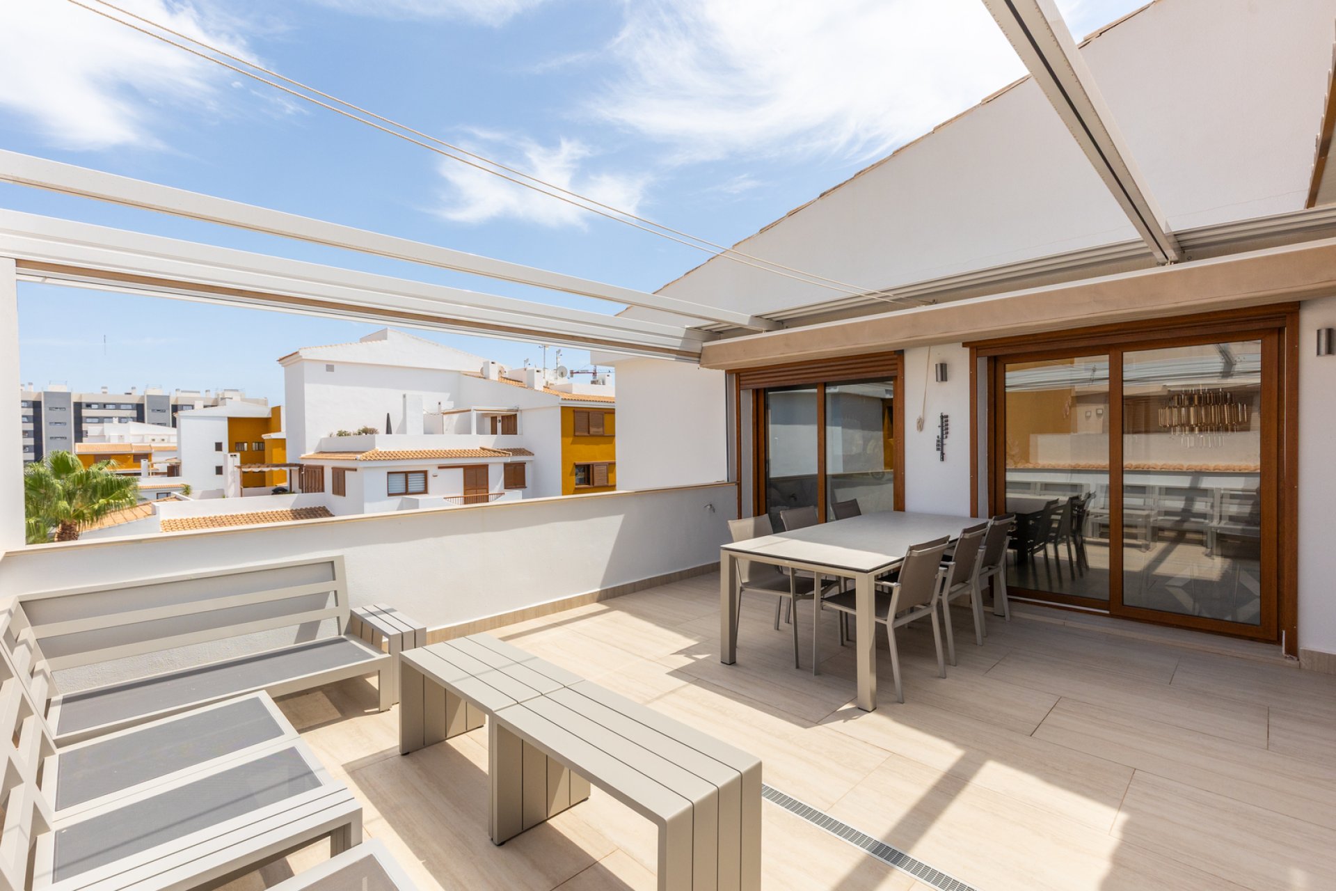 Resale - Apartment / flat - Torrevieja - Punta Prima