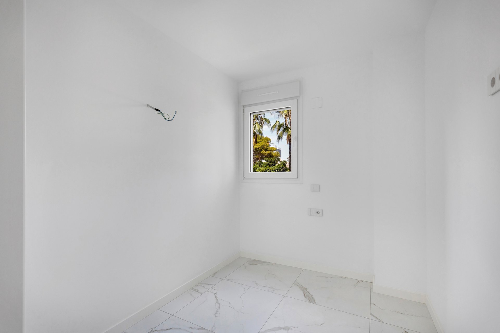 Resale - Apartment / flat - Torrevieja - Punta Prima