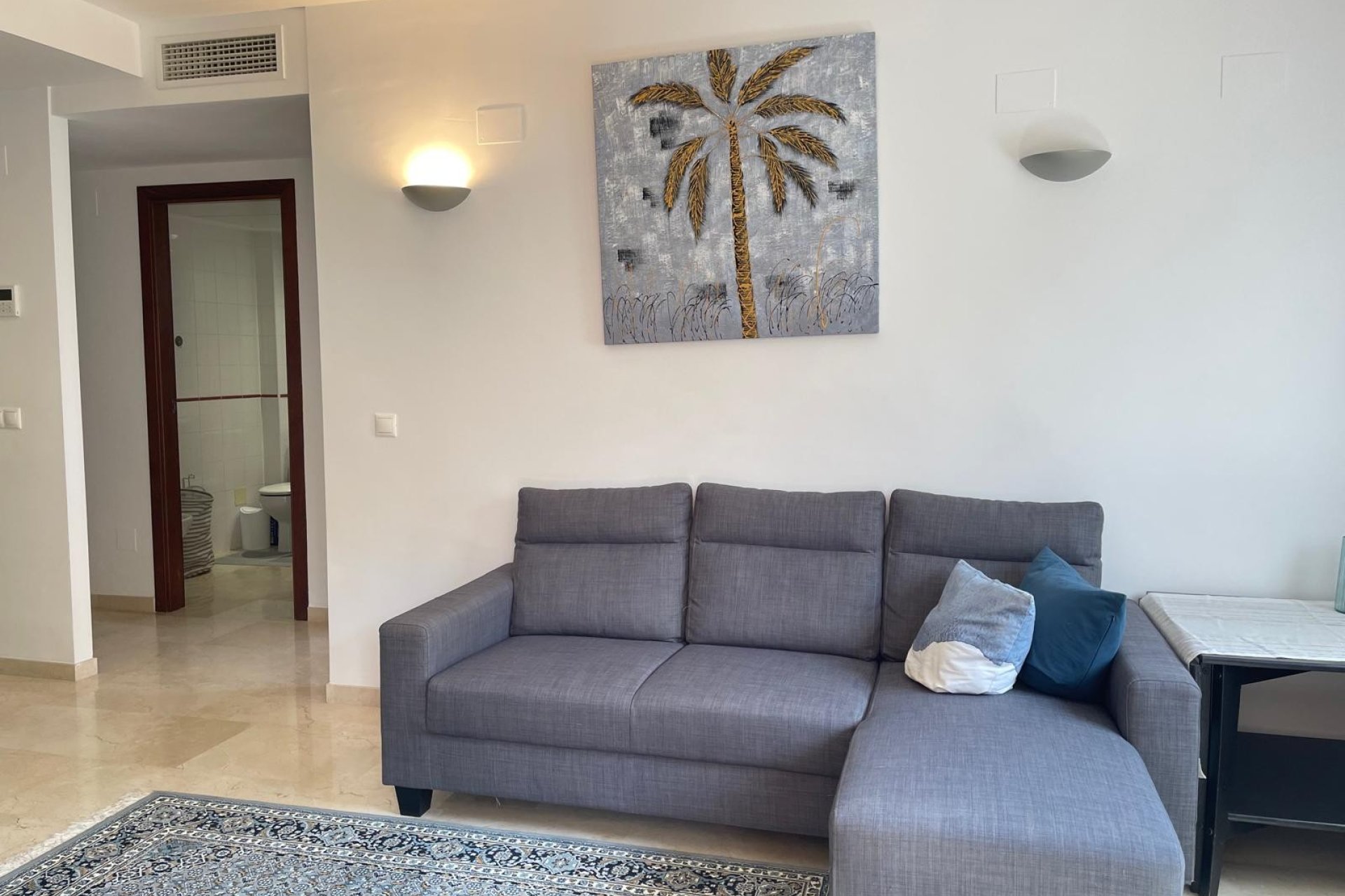 Resale - Apartment / flat - Torrevieja - Punta Prima