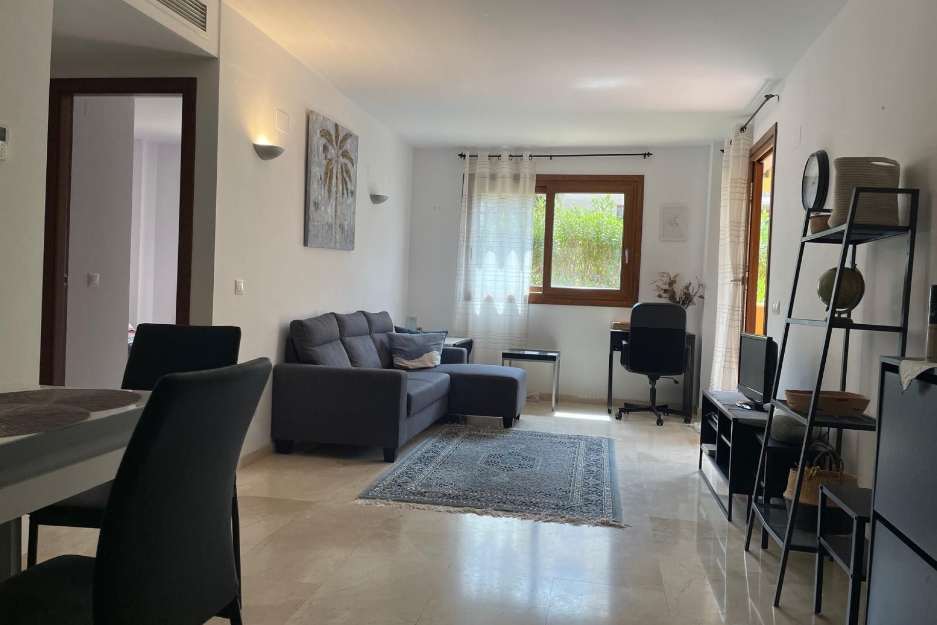 Resale - Apartment / flat - Torrevieja - Punta Prima