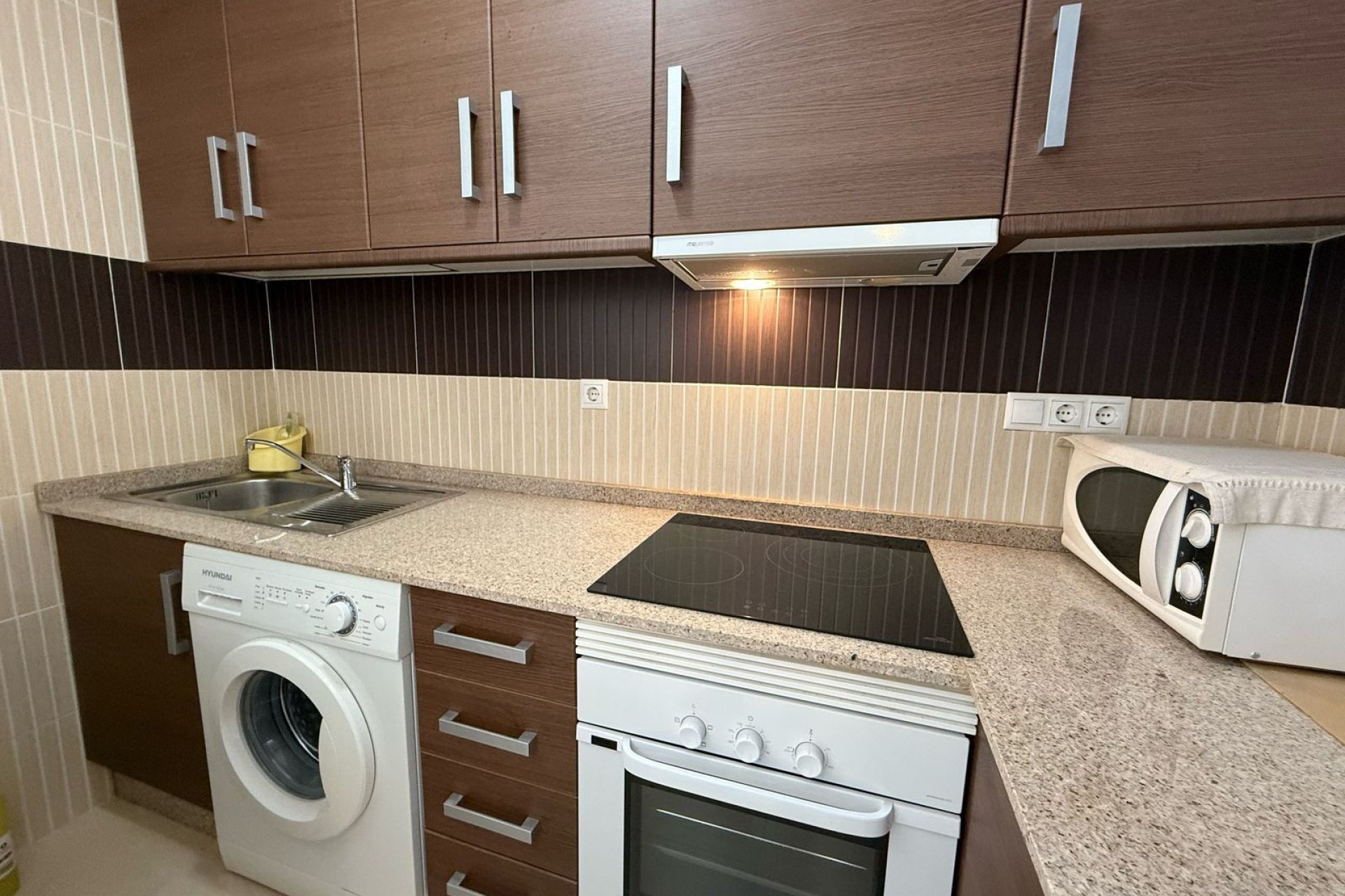 Resale - Apartment / flat - Torrevieja - Punta Prima