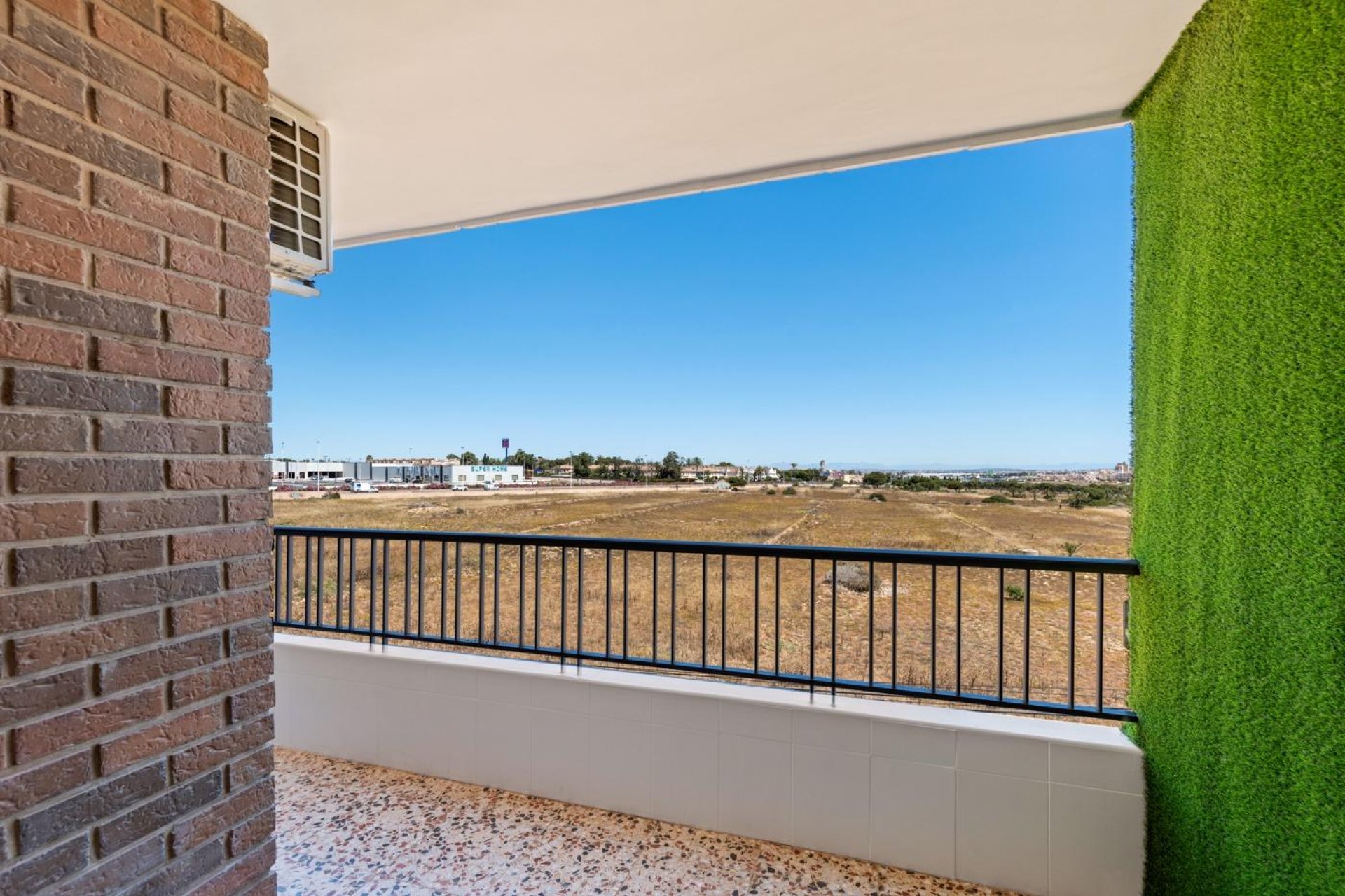 Resale - Apartment / flat - Torrevieja - Punta prima