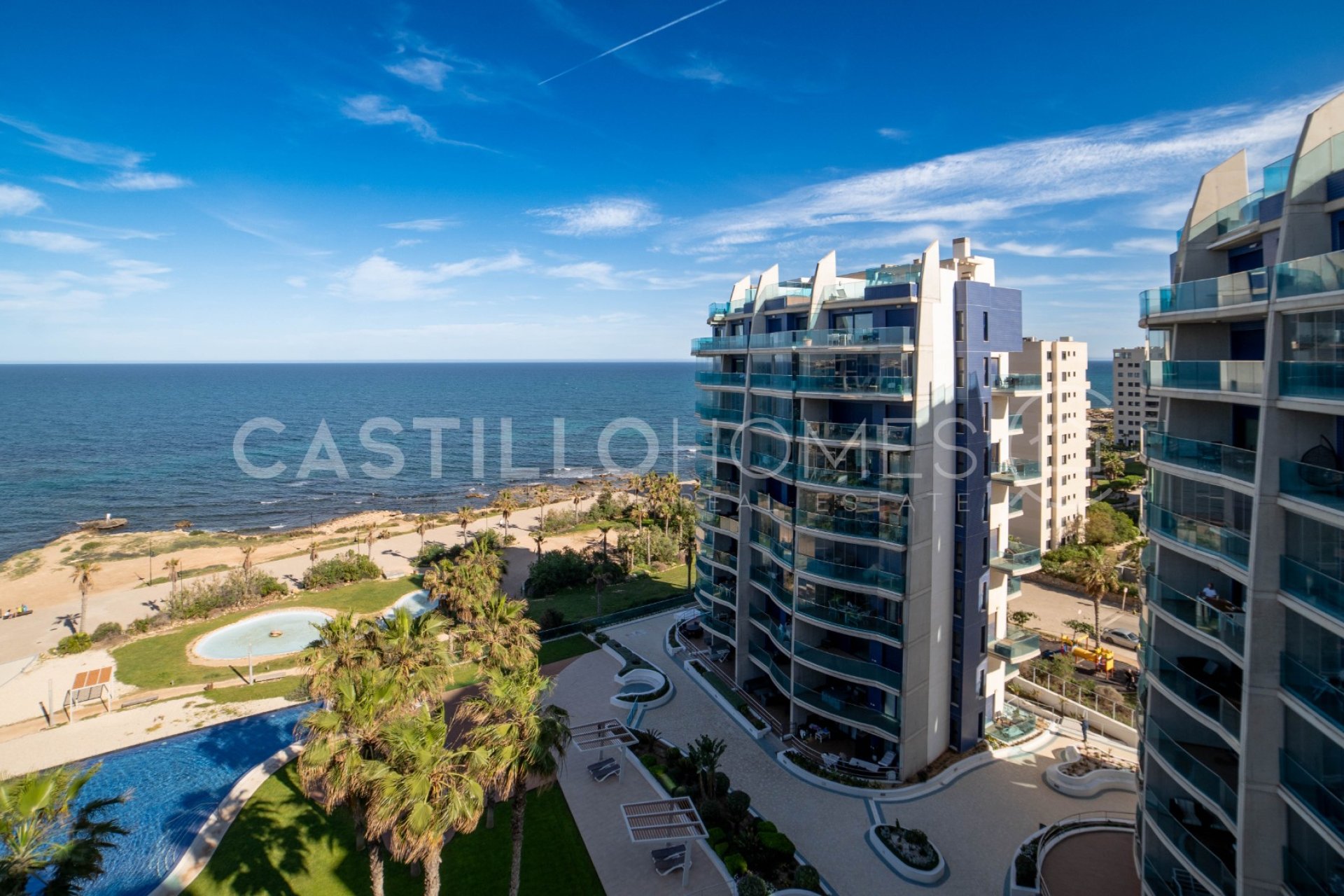 Resale - Apartment / flat - Torrevieja - Punta Prima