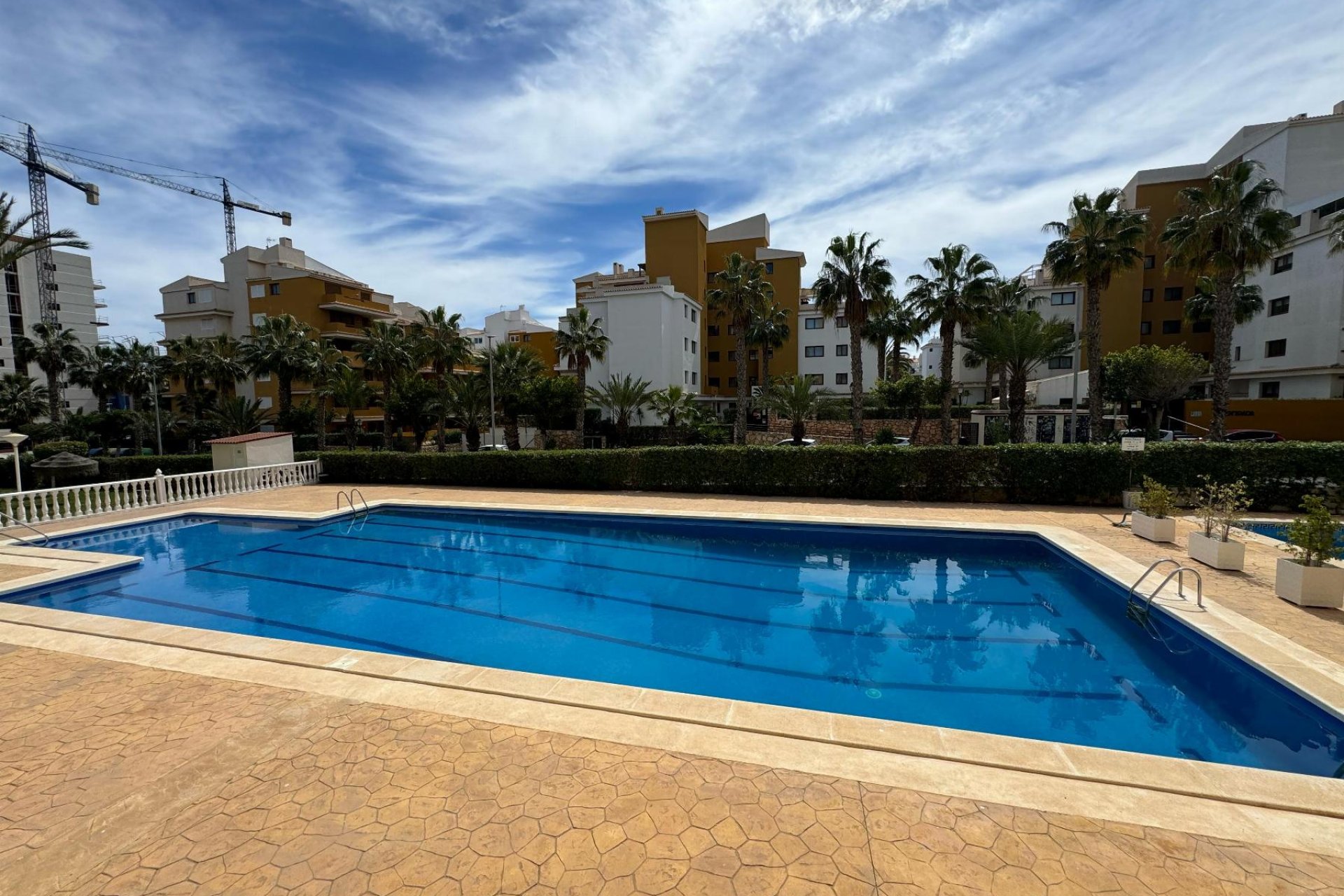 Resale - Apartment / flat - Torrevieja - Punta Prima
