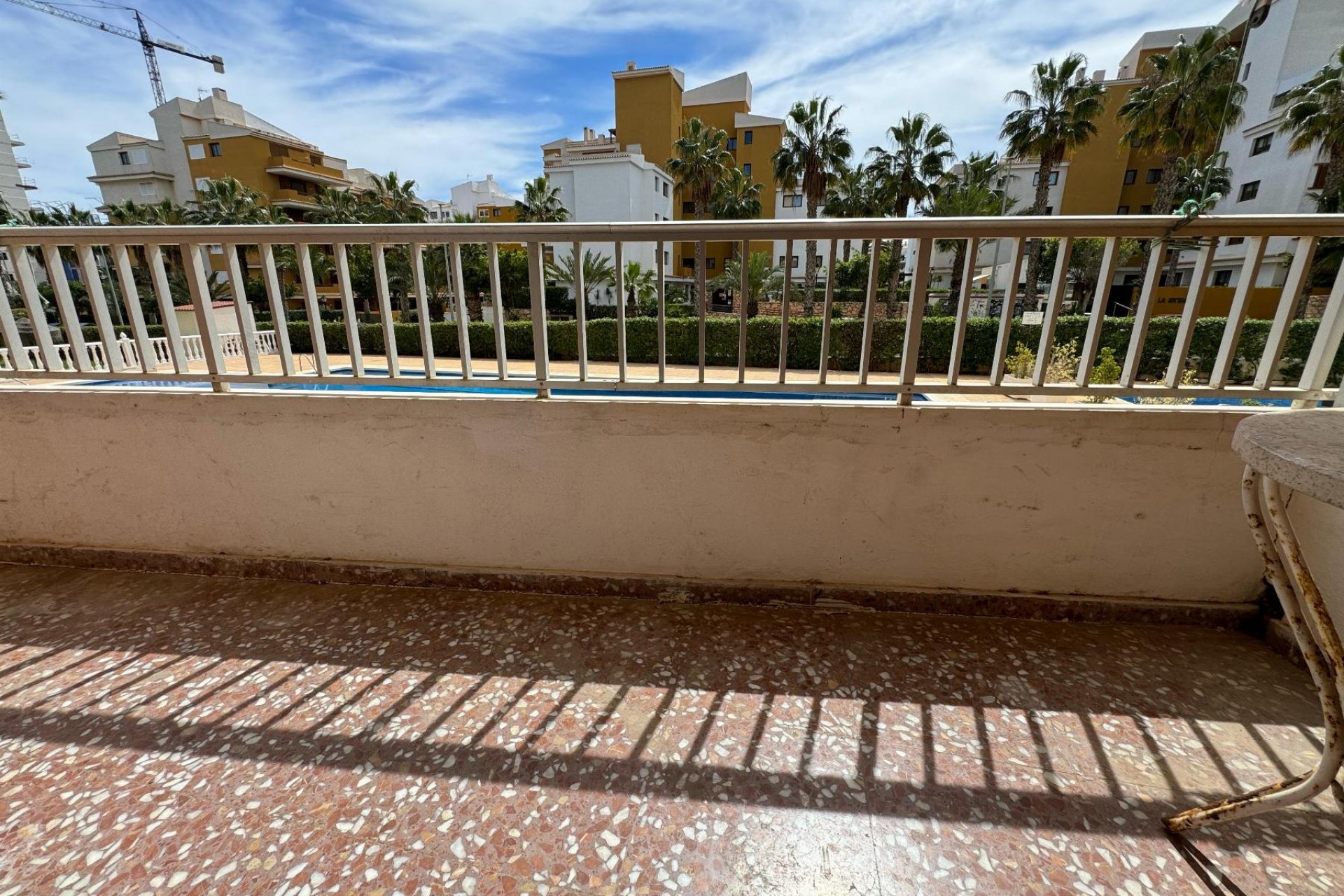 Resale - Apartment / flat - Torrevieja - Punta Prima