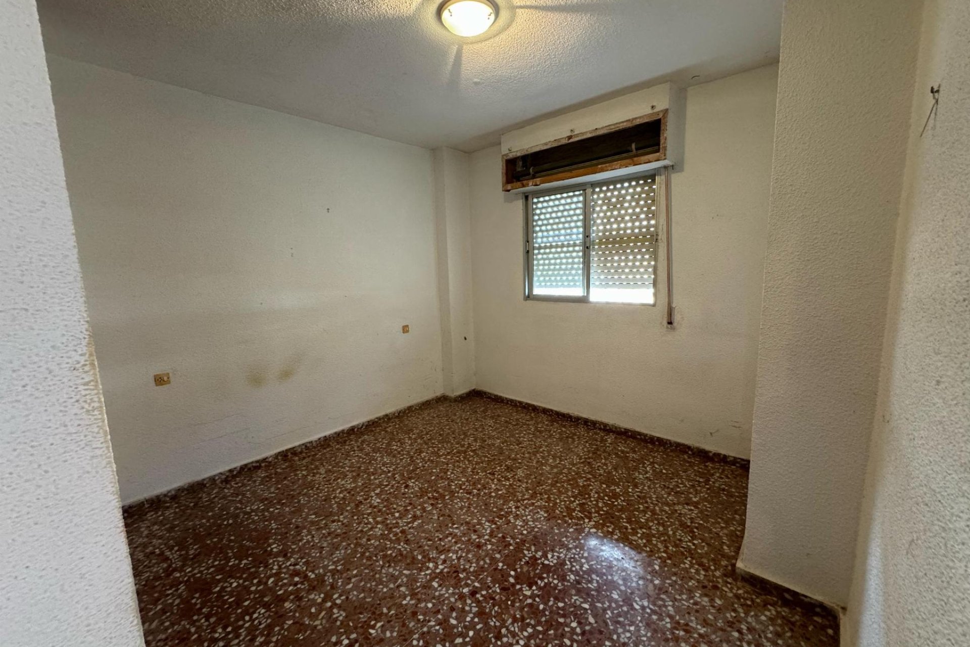 Resale - Apartment / flat - Torrevieja - Punta Prima