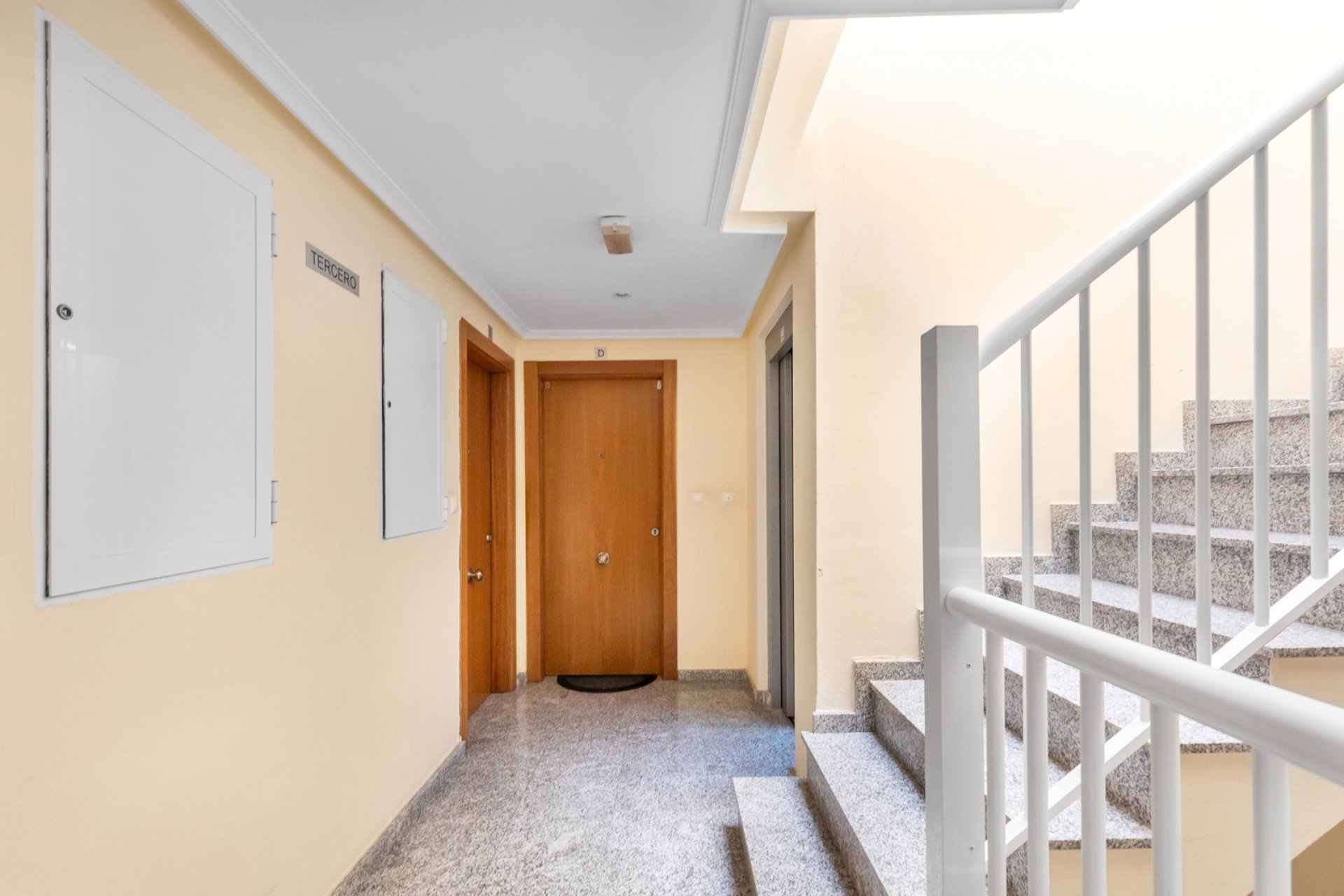 Resale - Apartment / flat - Torrevieja - Rocio del Mar