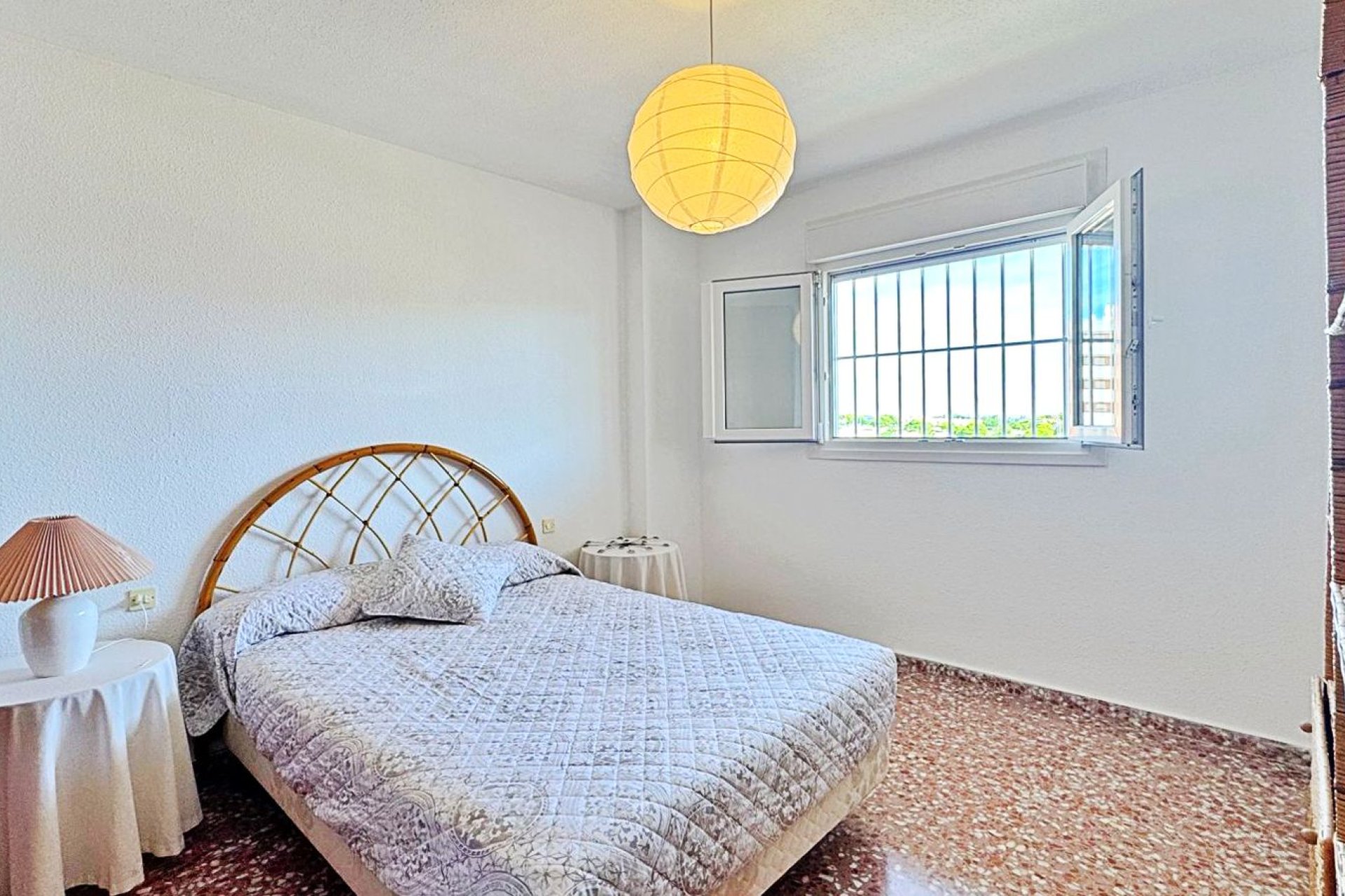 Resale - Apartment / flat - Torrevieja - Rocio del Mar