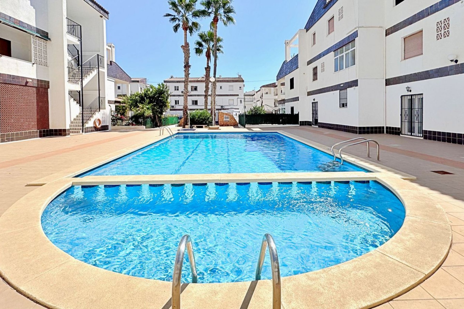 Resale - Apartment / flat - Torrevieja - Rocio del Mar