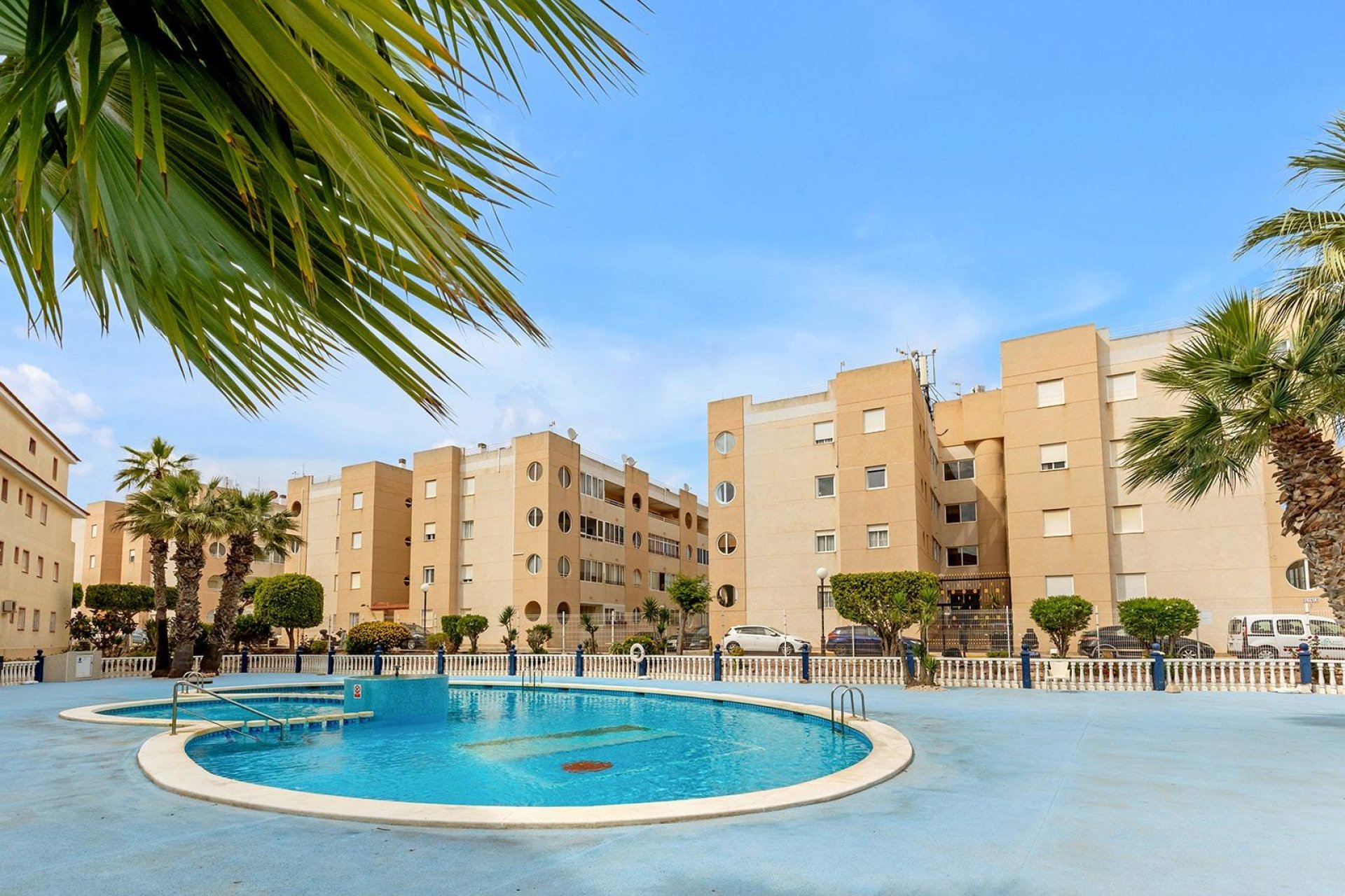 Resale - Apartment / flat - Torrevieja - San luis