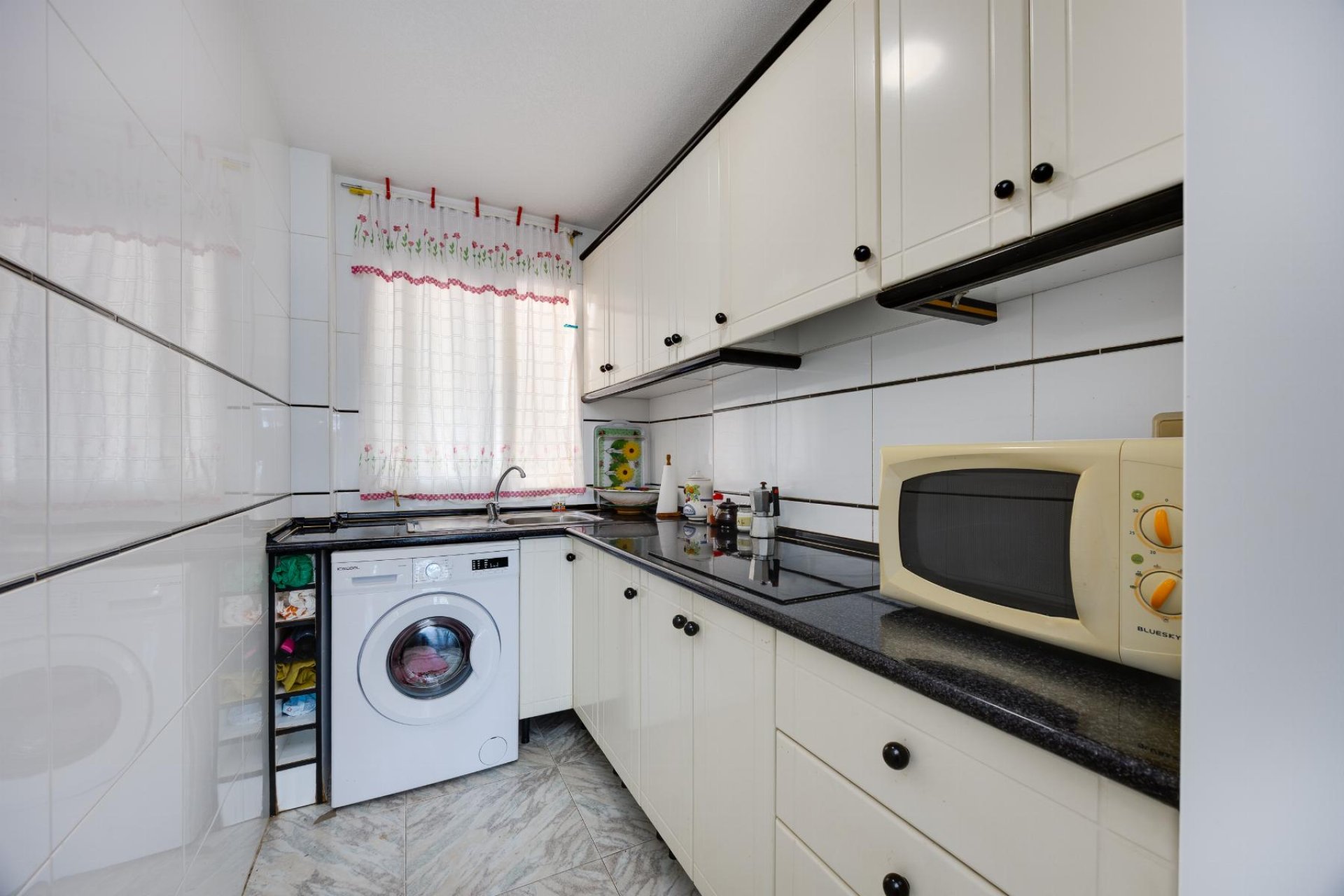 Resale - Apartment / flat - Torrevieja - Torre Del Moro