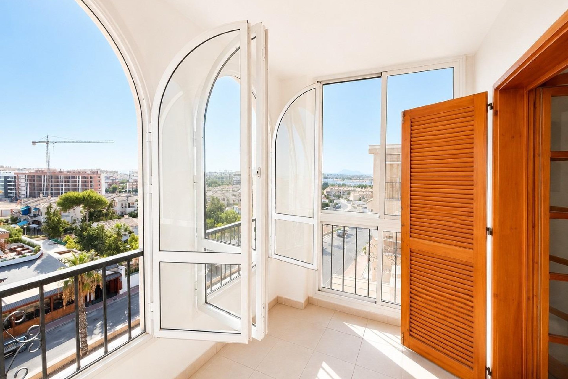 Resale - Apartment / flat - Torrevieja - Torre del moro