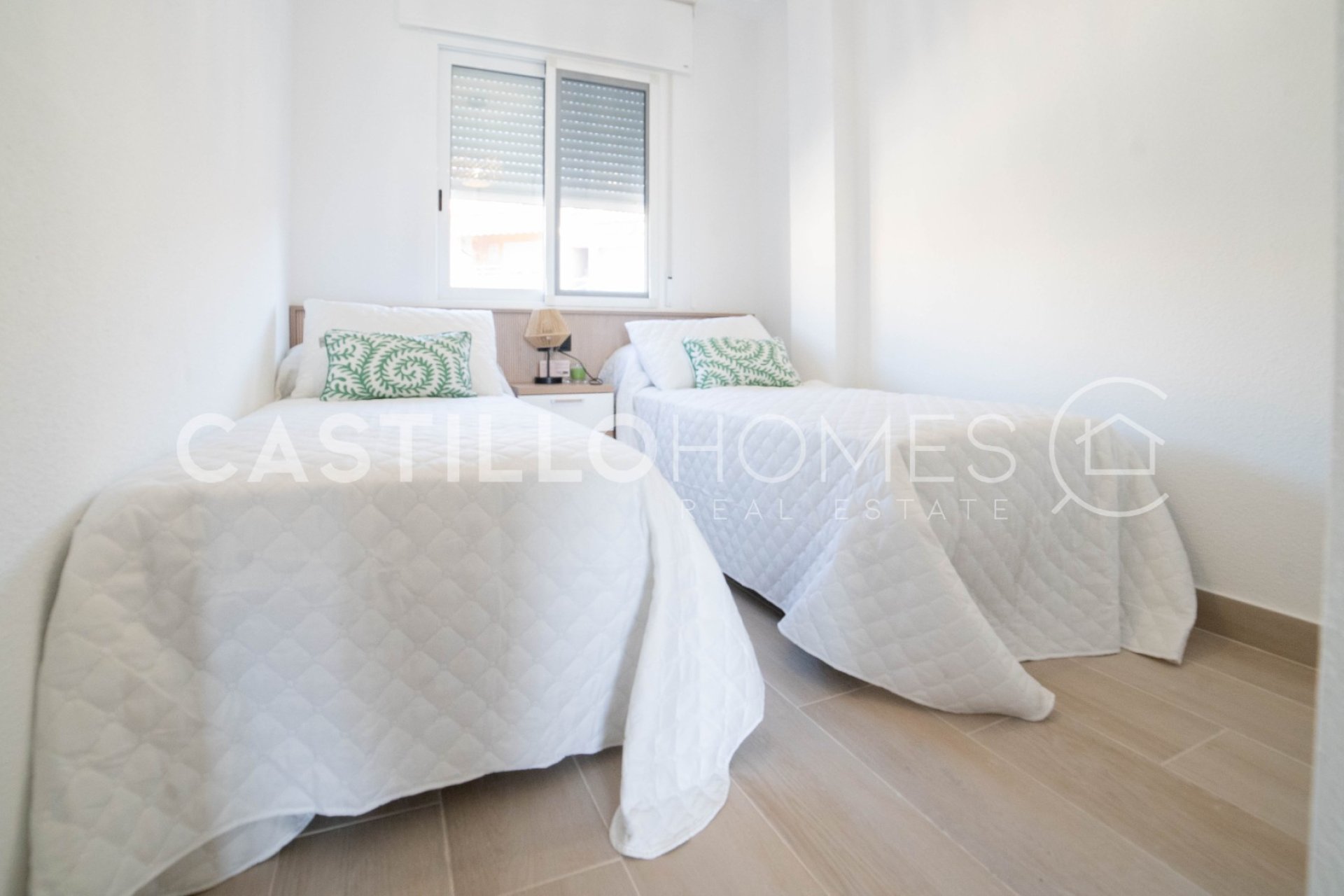 Resale - Apartment / flat - Torrevieja - Torre del moro
