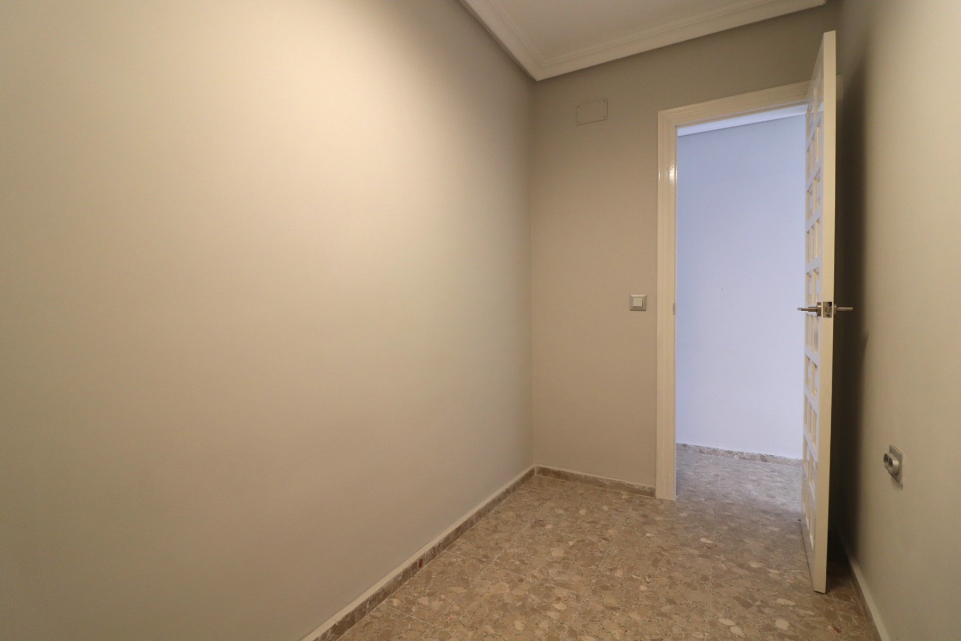 Resale - Apartment / flat - Torrevieja - Torre La Mata