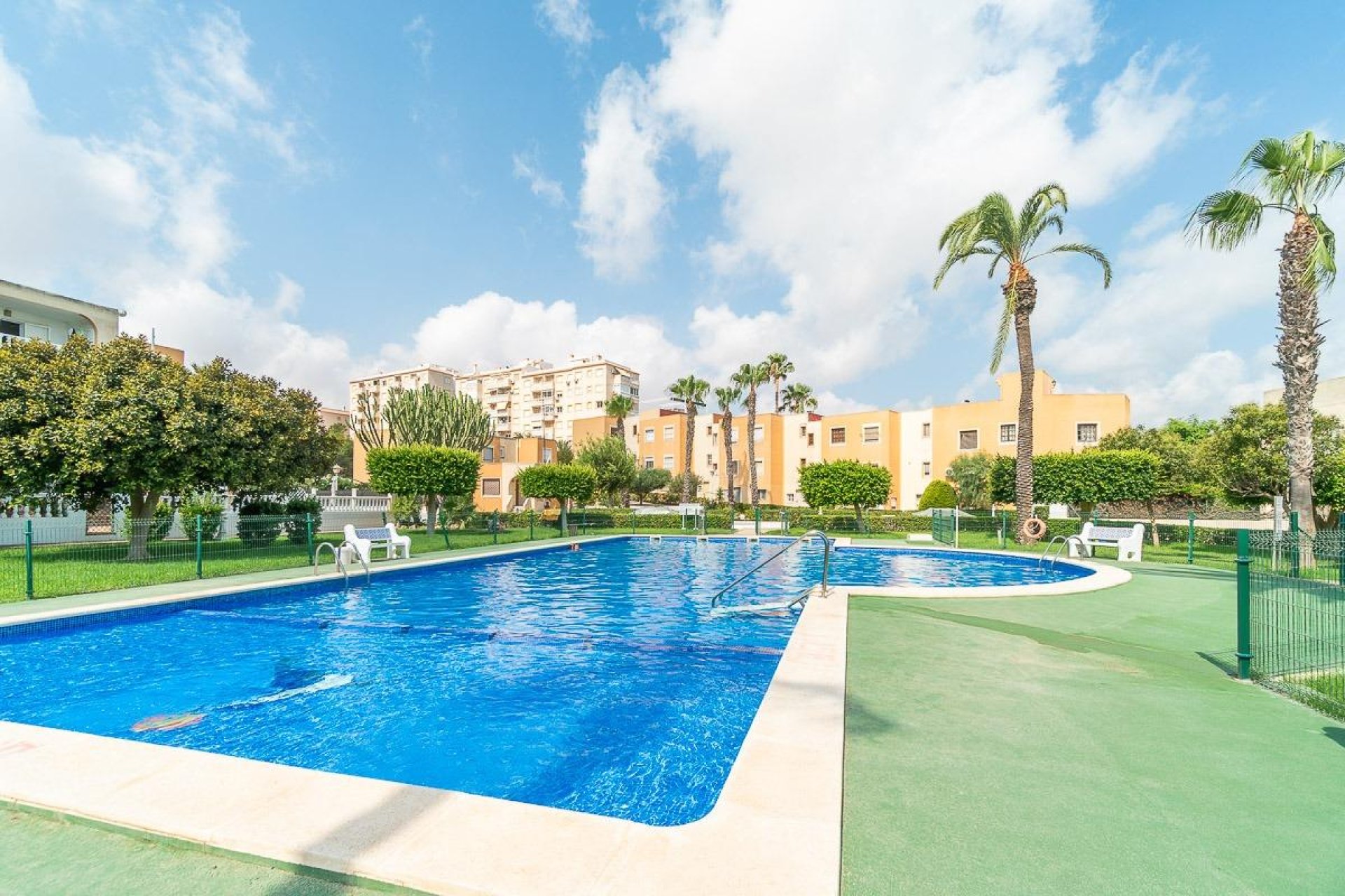 Resale - Apartment / flat - Torrevieja - Torreblanca