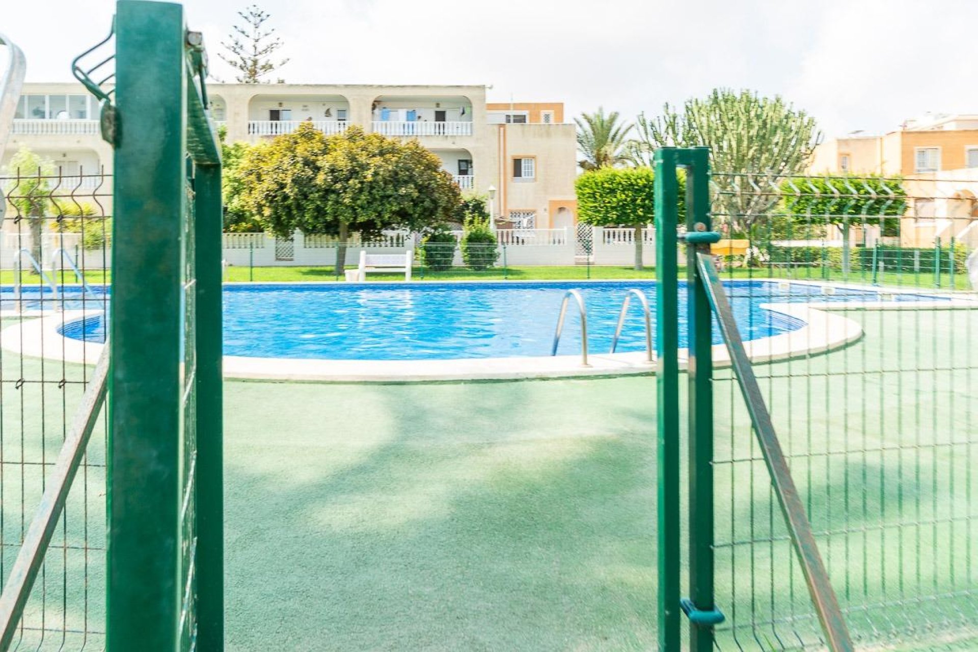 Resale - Apartment / flat - Torrevieja - Torreblanca