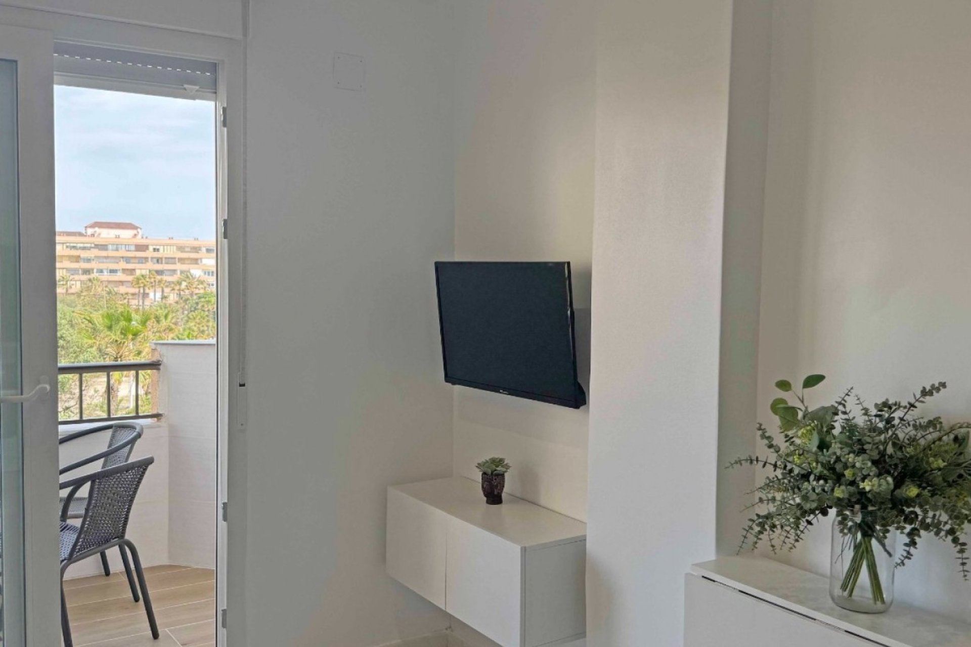 Resale - Apartment / flat - Torrevieja - Torrelamata - La Mata
