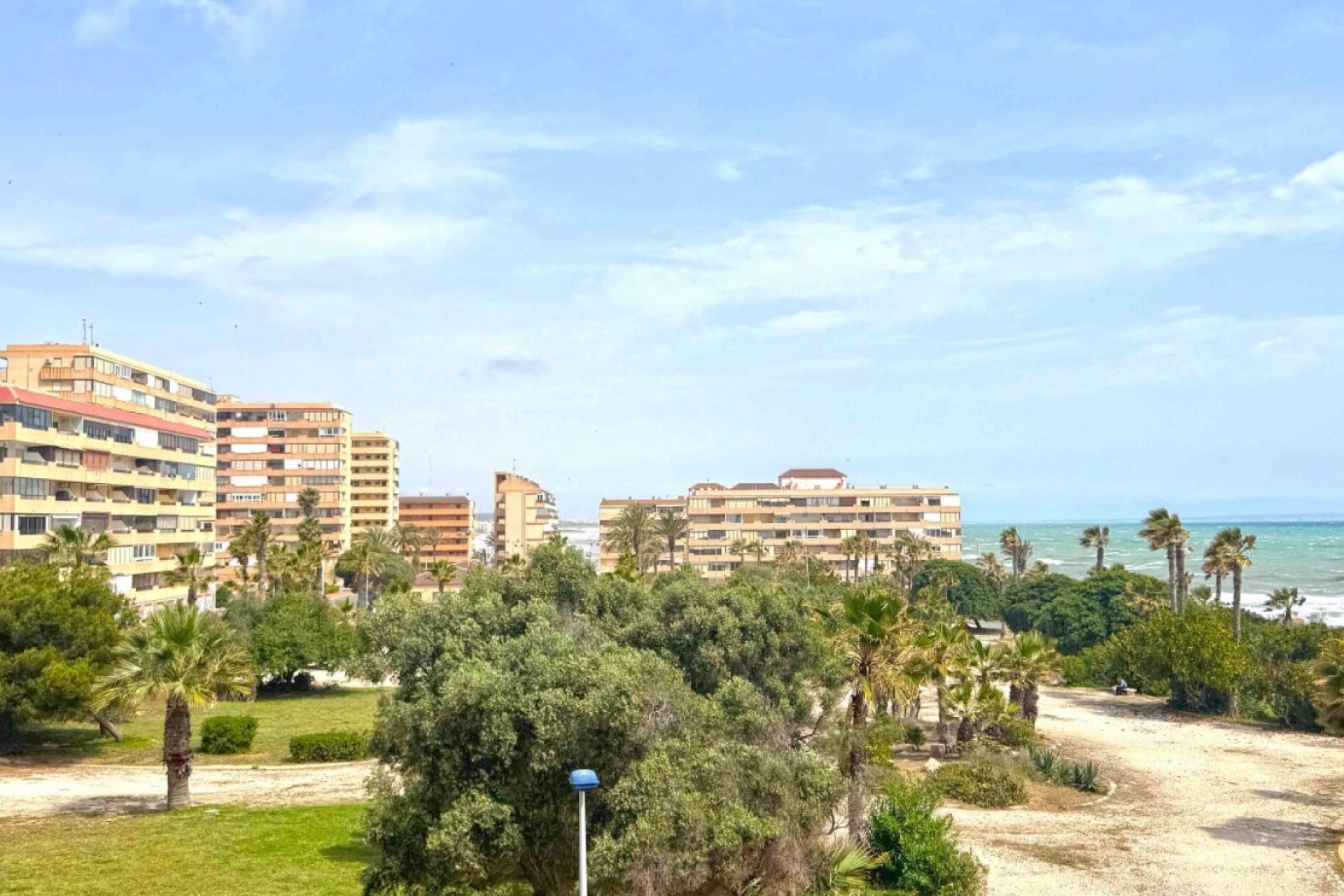 Resale - Apartment / flat - Torrevieja - Torrelamata - La Mata