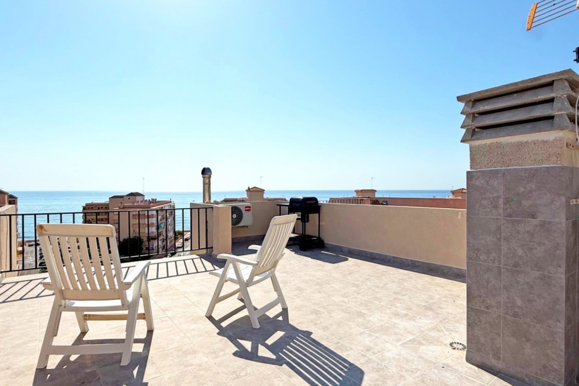 Resale - Apartment / flat - Torrevieja - Torrelamata - La Mata