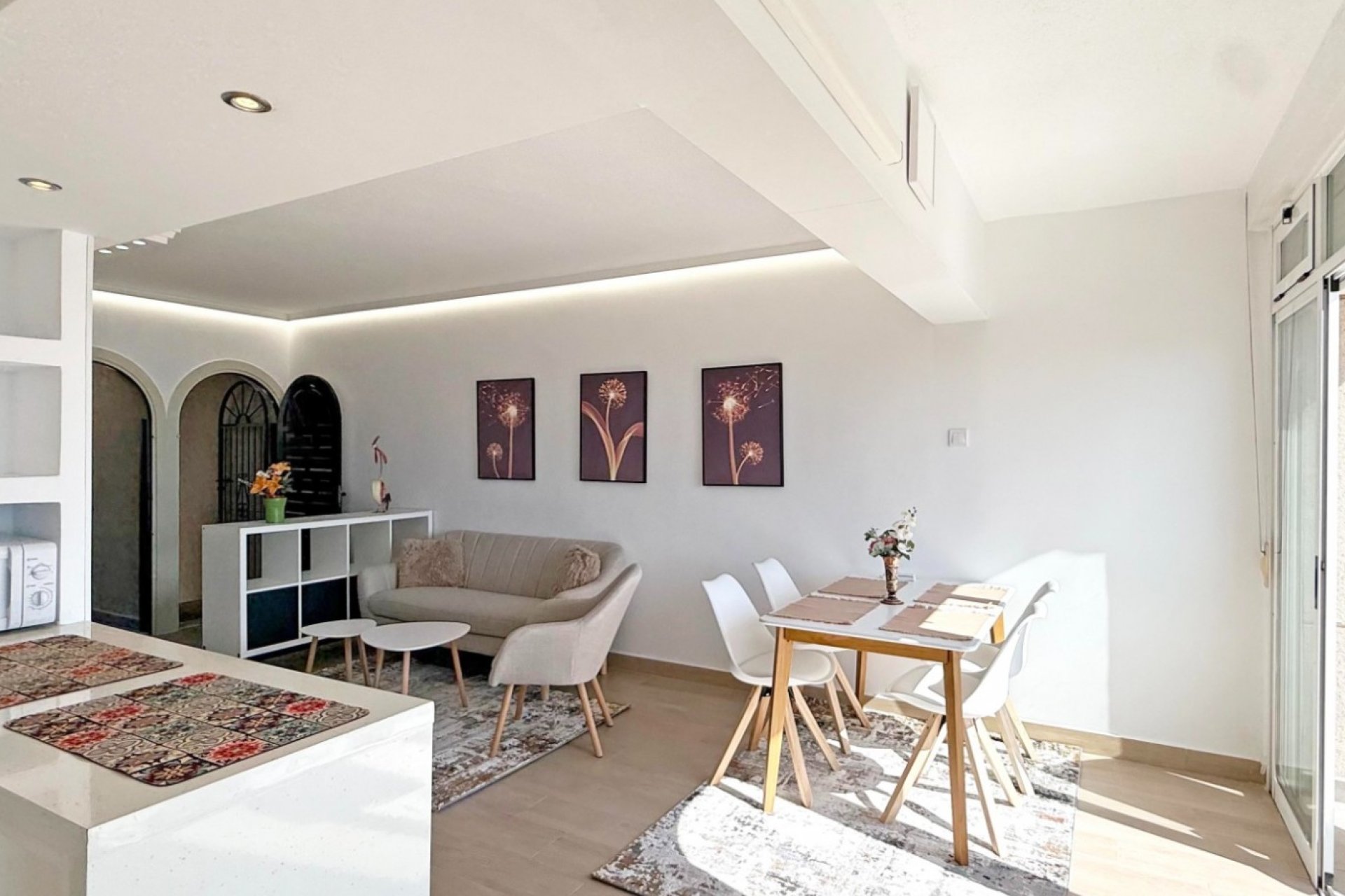 Resale - Apartment / flat - Torrevieja - Torrelamata - La Mata