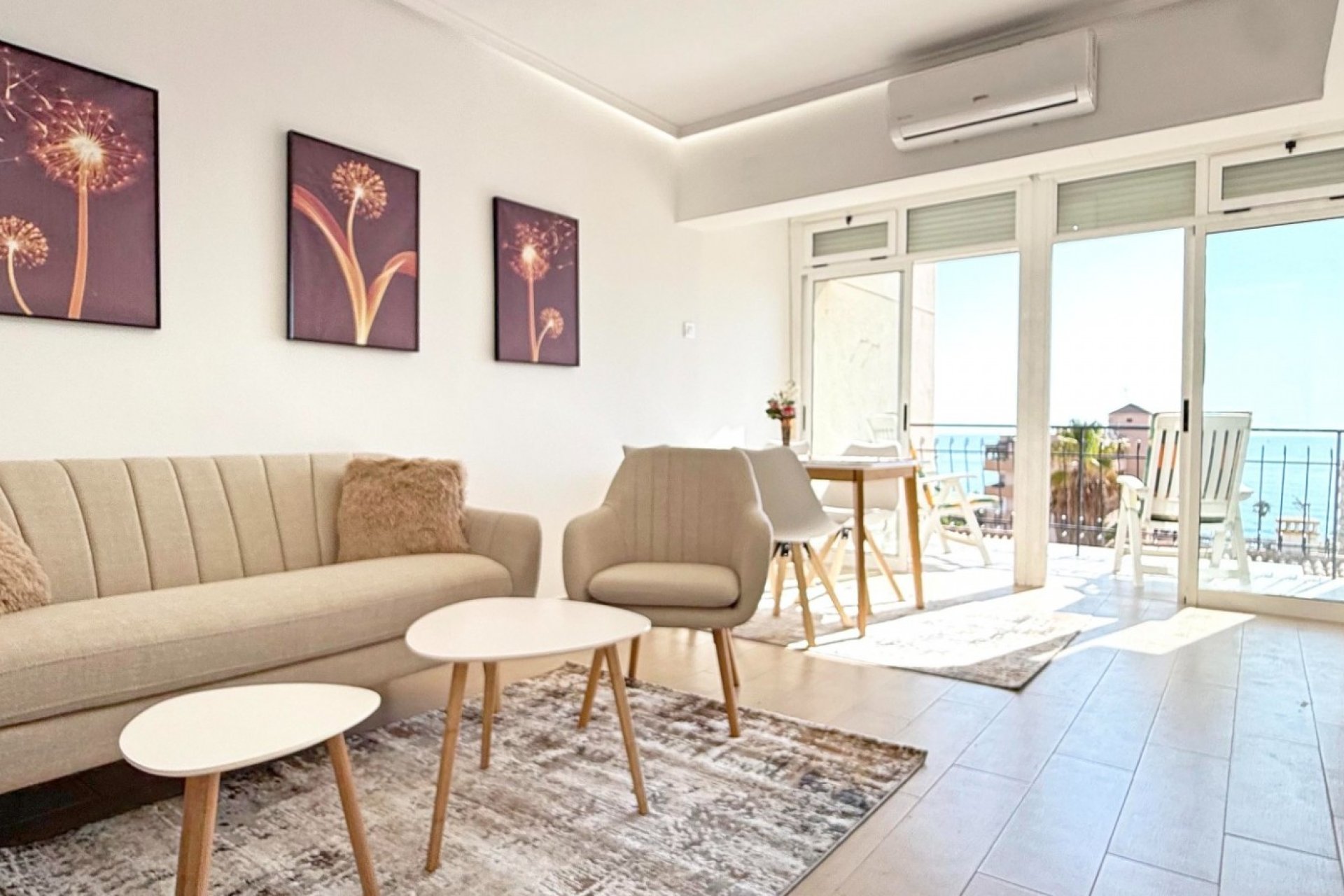 Resale - Apartment / flat - Torrevieja - Torrelamata - La Mata