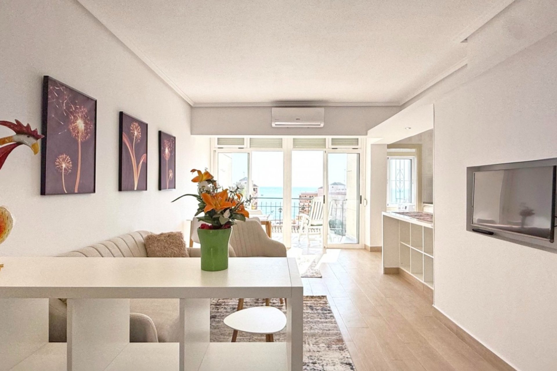 Resale - Apartment / flat - Torrevieja - Torrelamata - La Mata